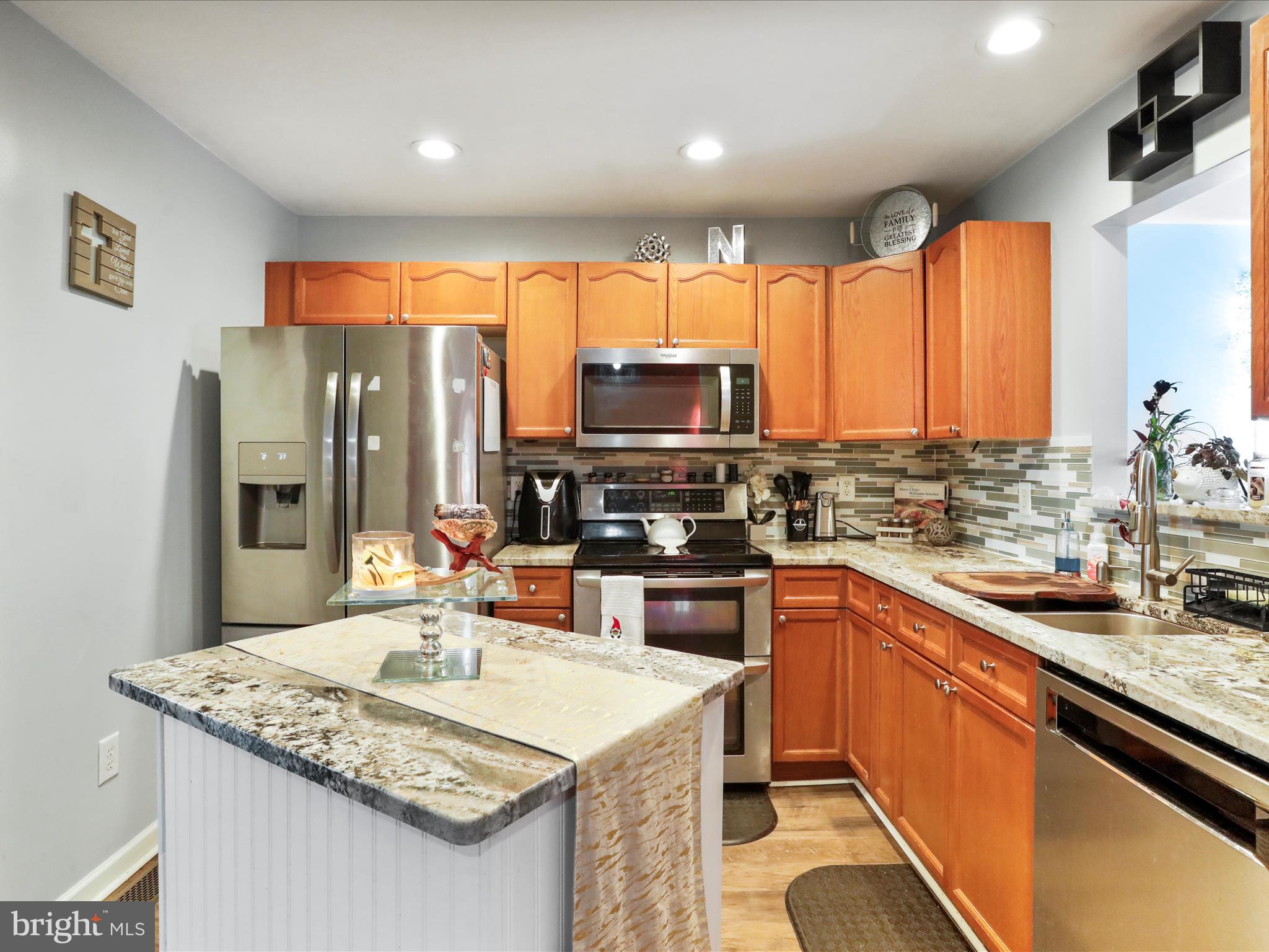 FAIRWAYS WEST - Residential