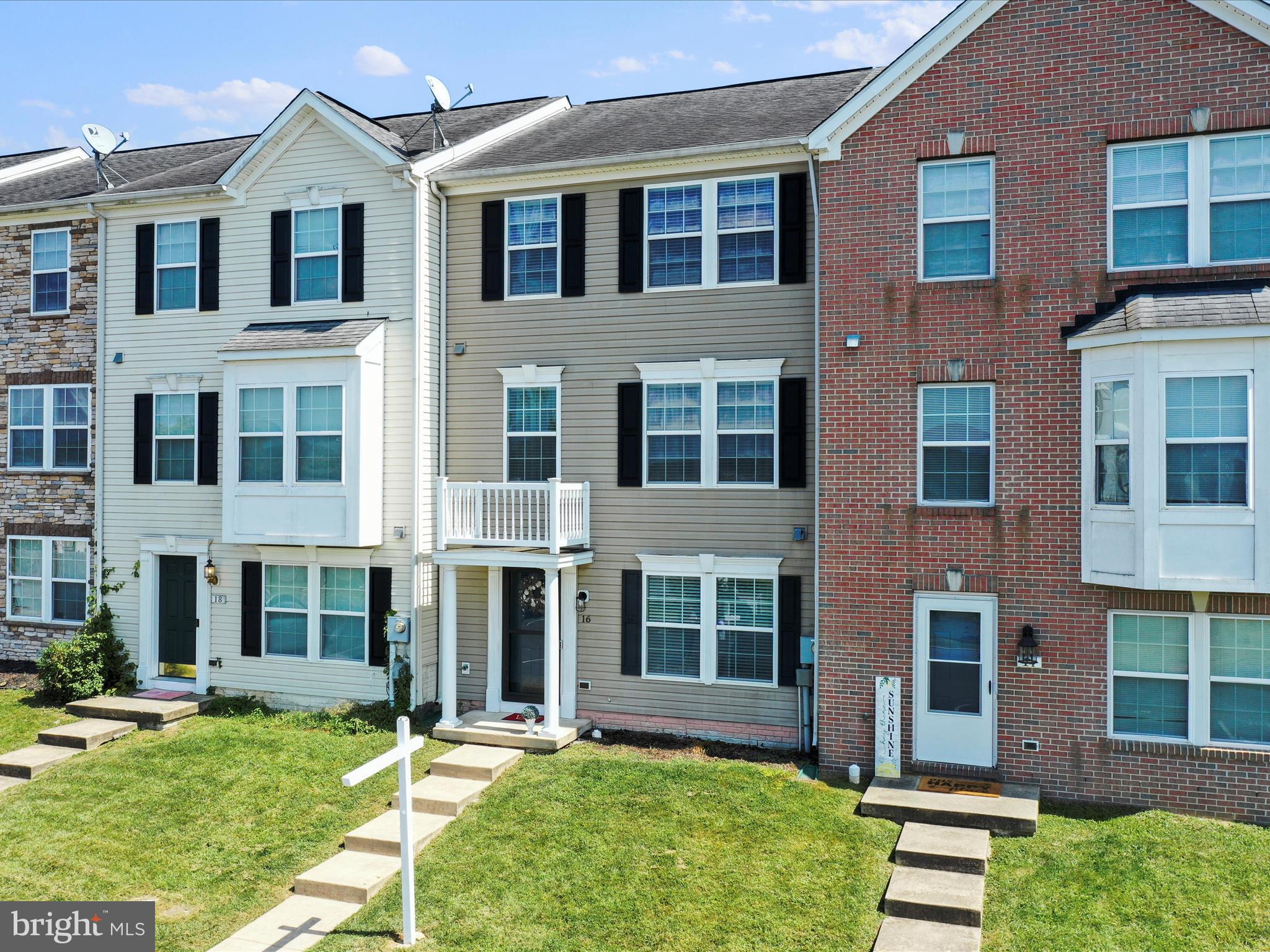 FAIRWAYS WEST - Residential