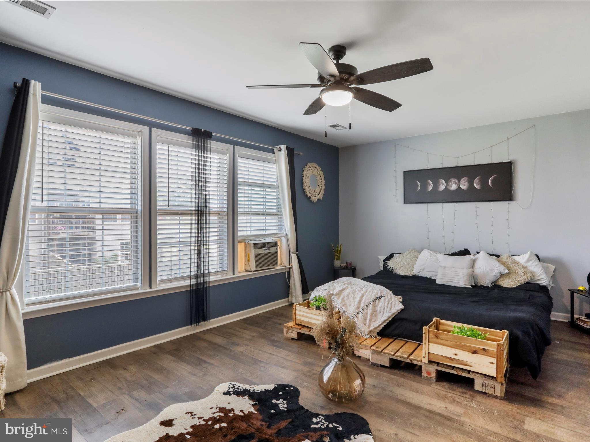 FAIRWAYS WEST - Residential