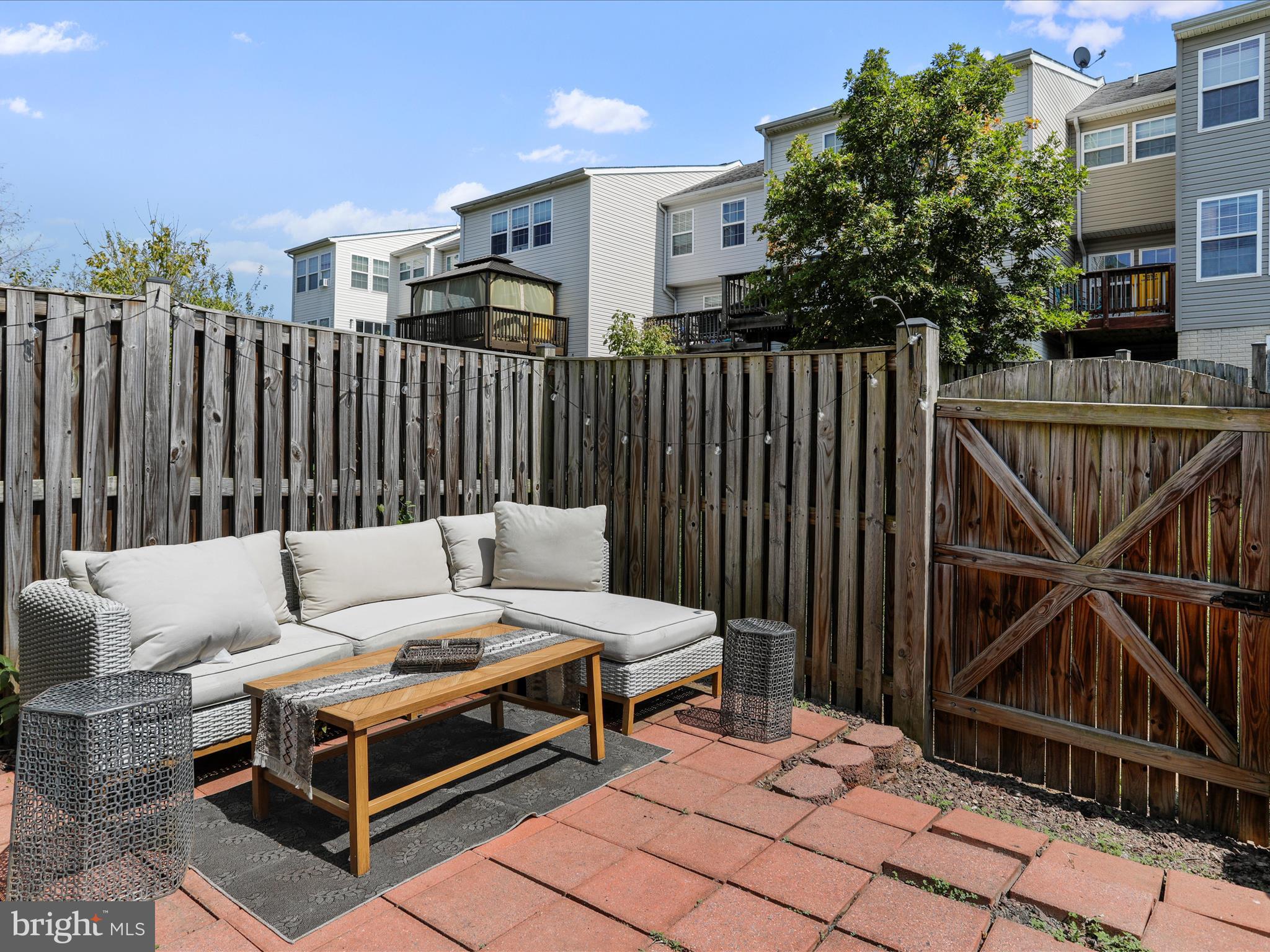 FAIRWAYS WEST - Residential