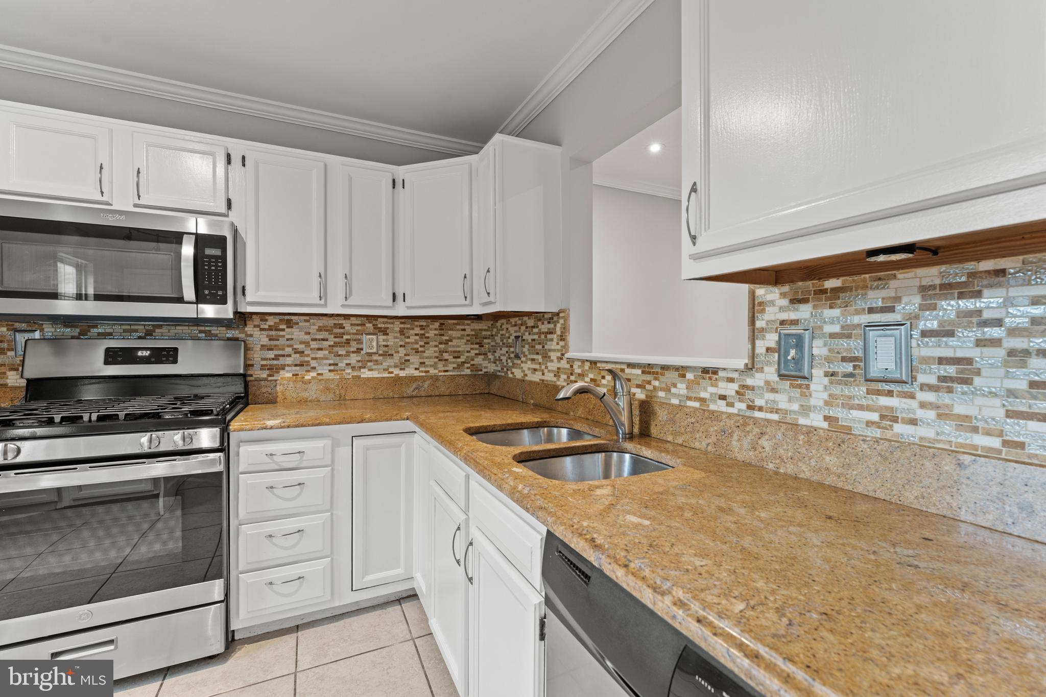 BRINKLEY TOWNS - Residential