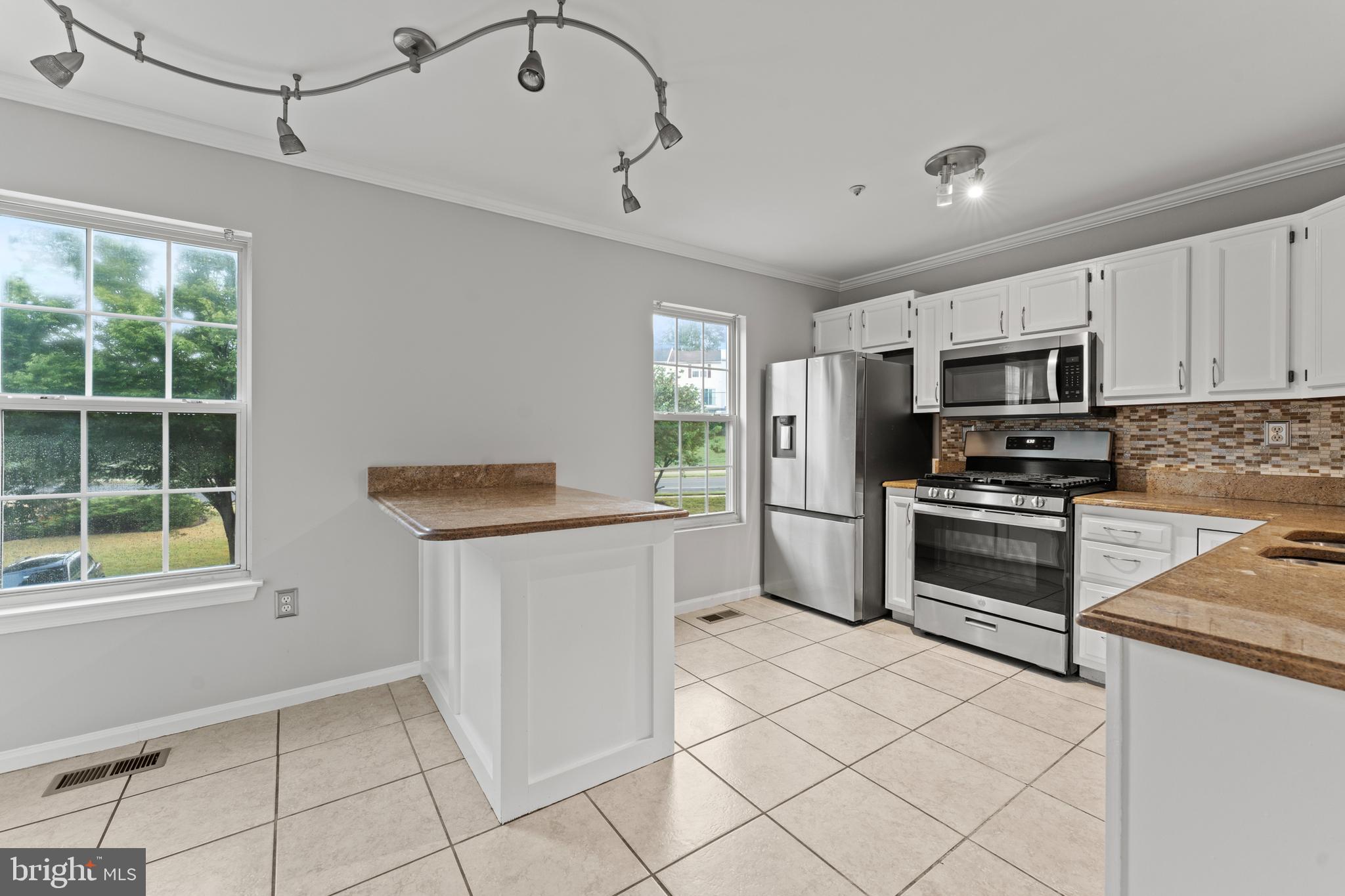 BRINKLEY TOWNS - Residential