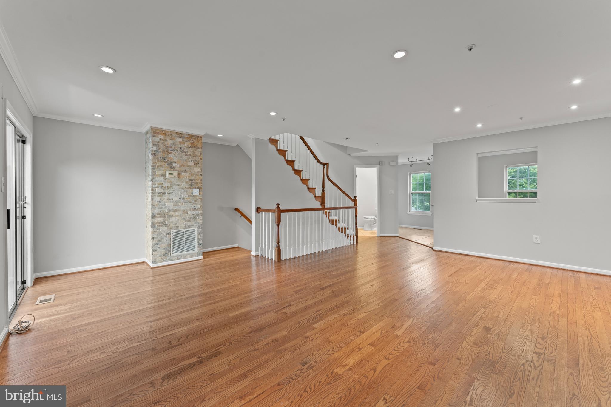 BRINKLEY TOWNS - Residential