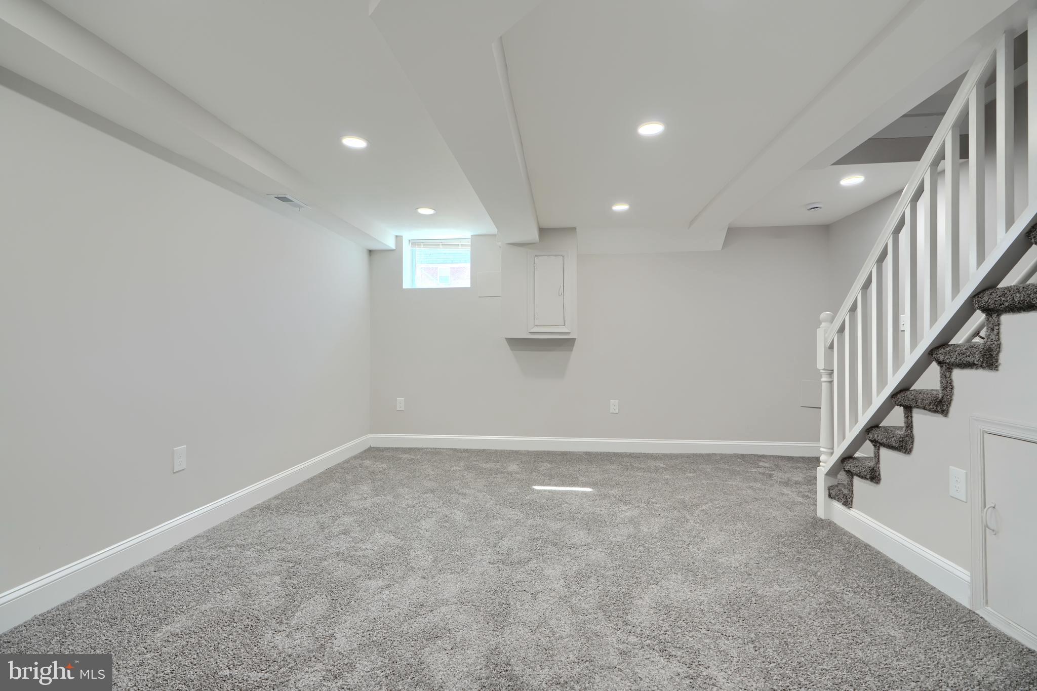 ROGNEL HEIGHTS - Residential