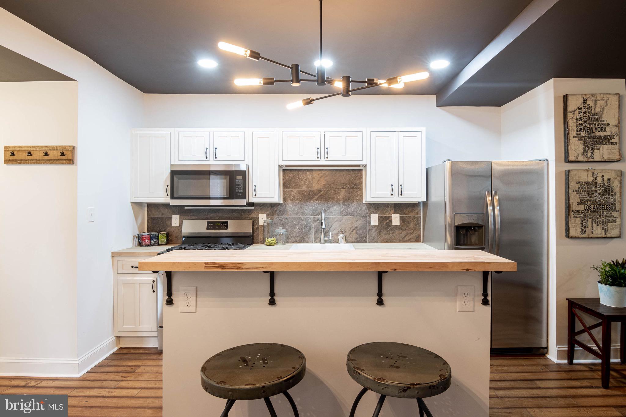 WAVERLY - Residential