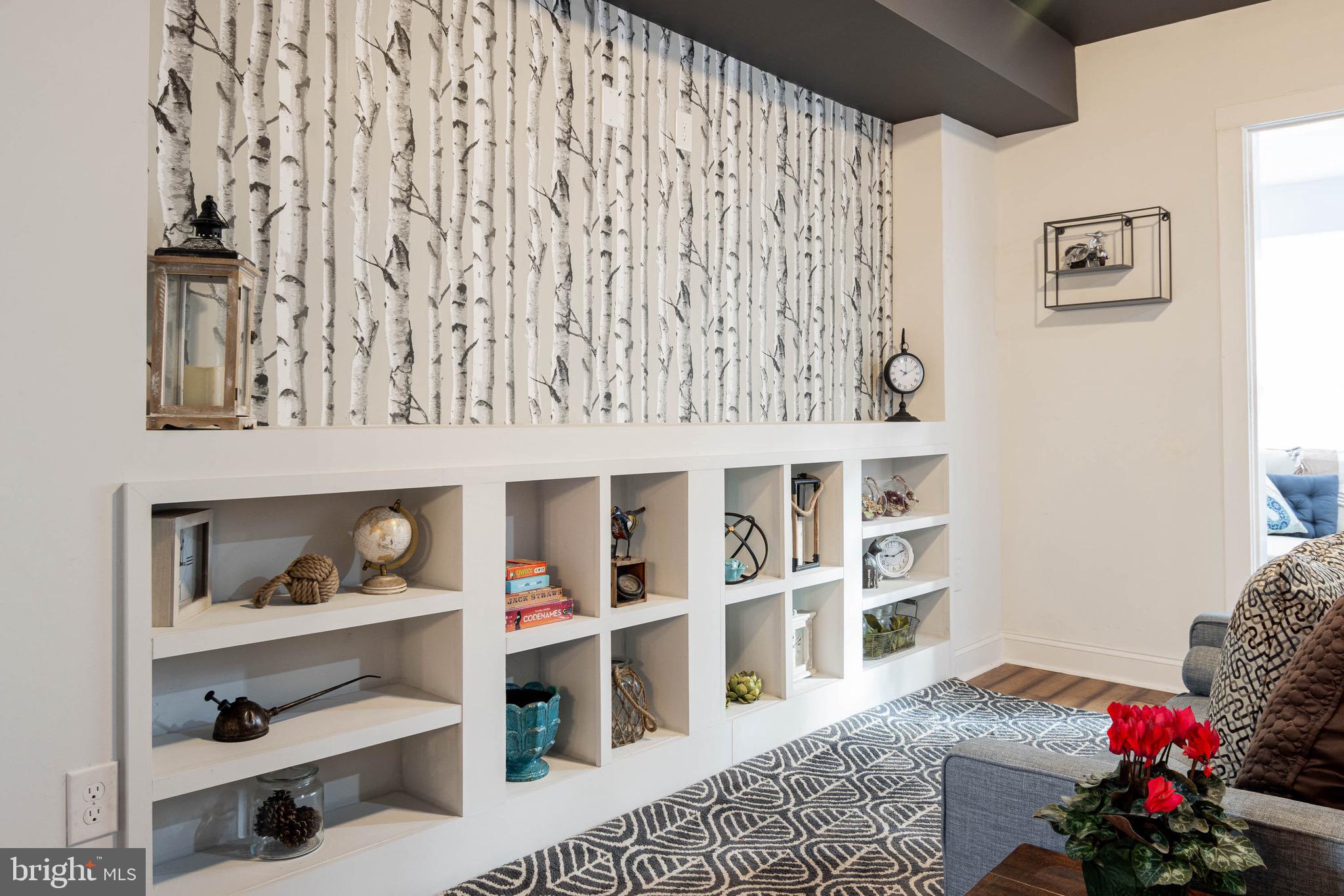 WAVERLY - Residential