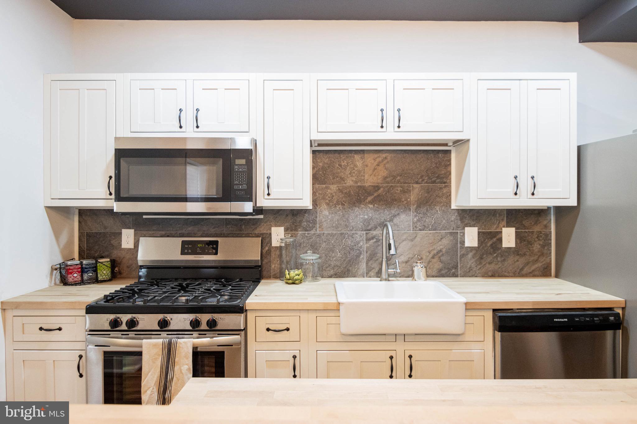 WAVERLY - Residential