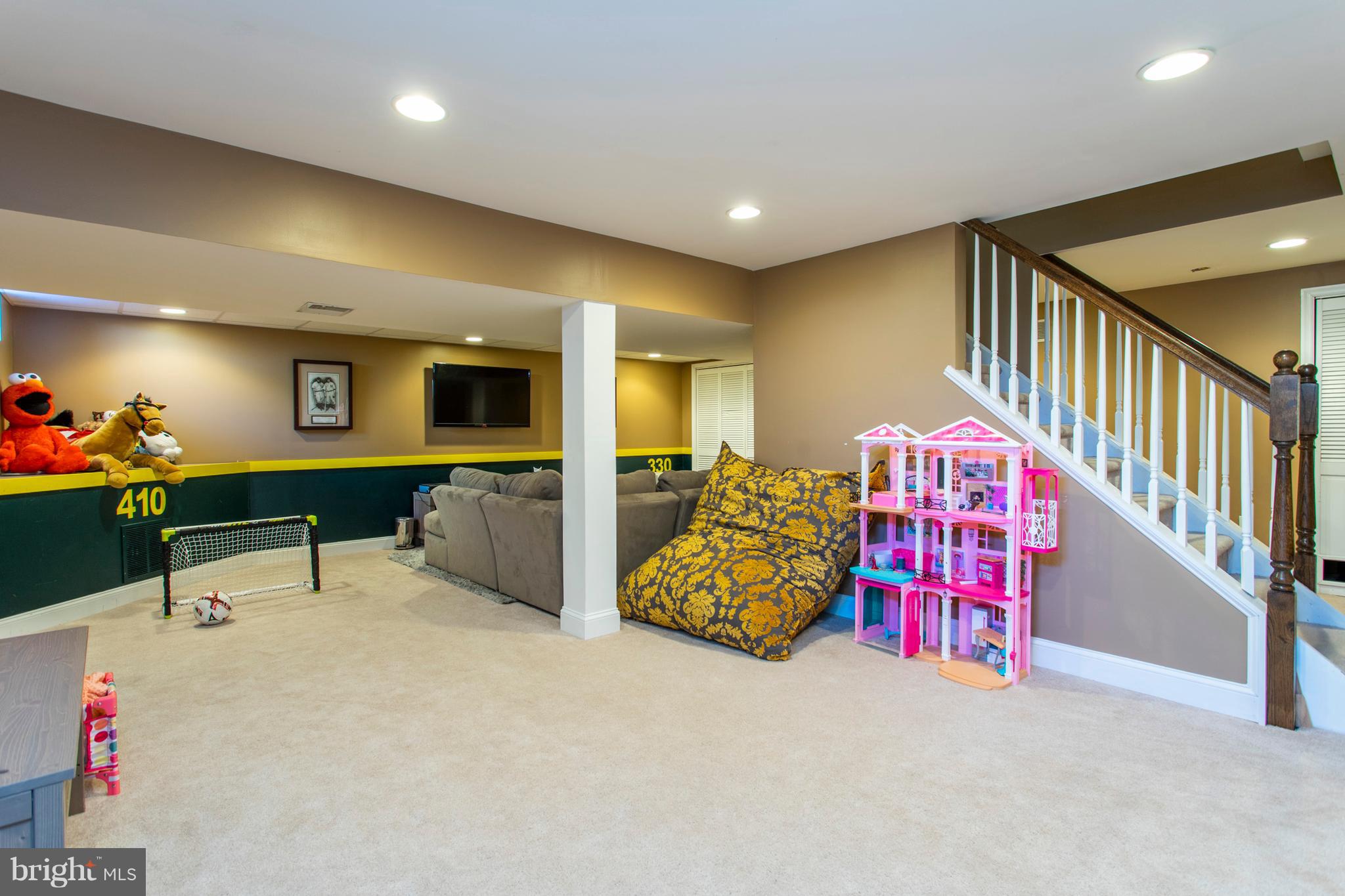 NONE AVIALABLE - Residential