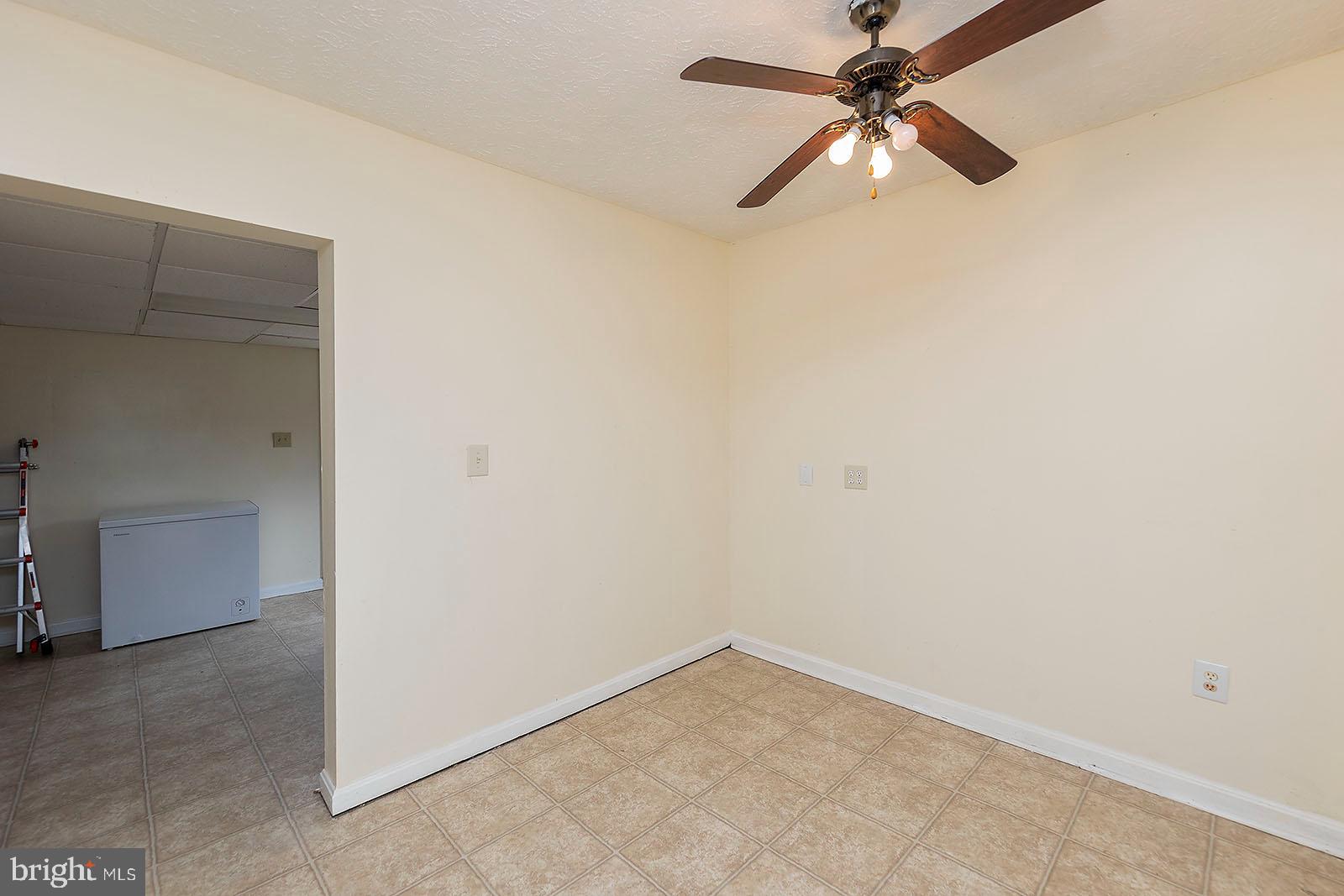 PEMBRIDGE HEIGHTS - Residential