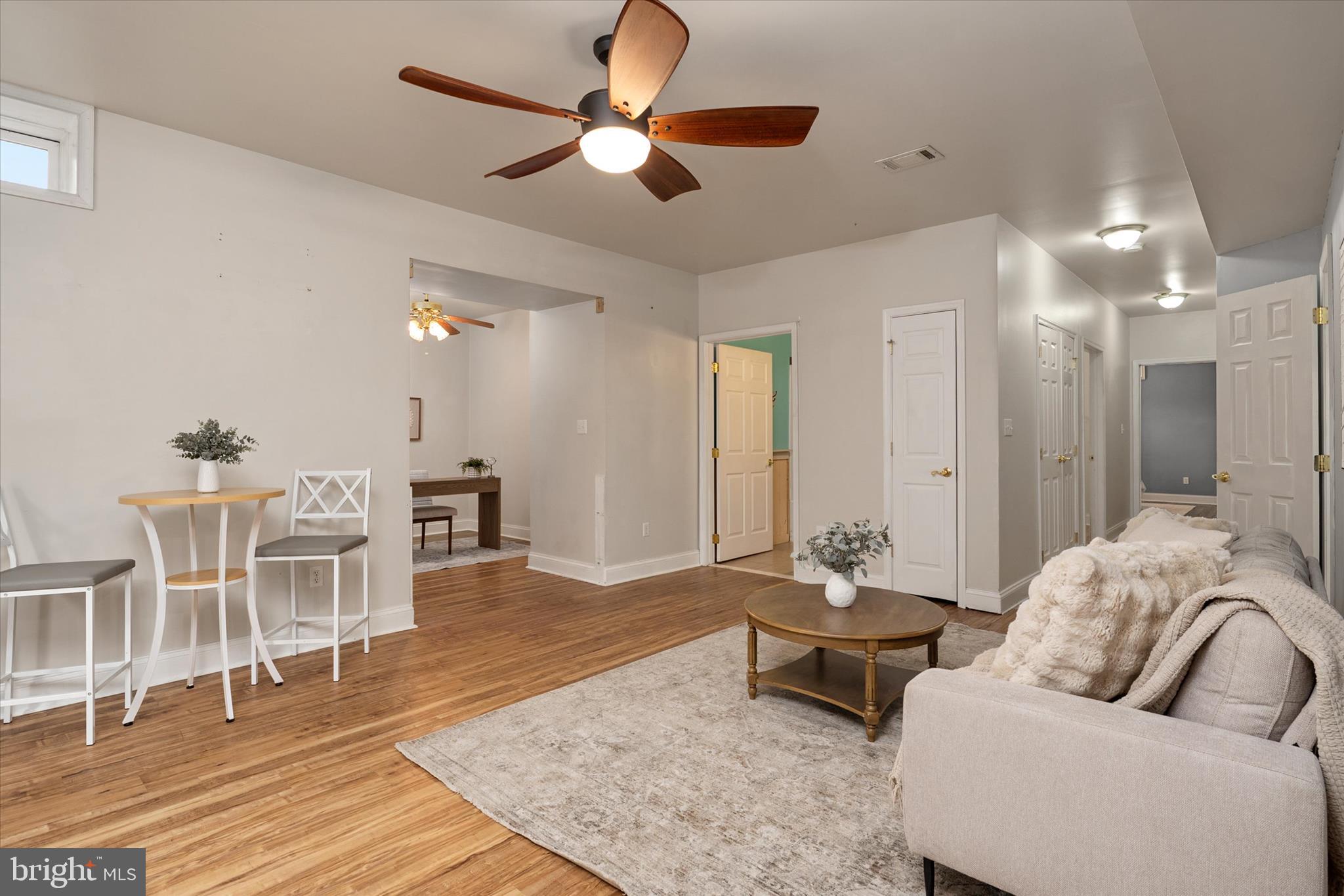 ASHLEIGH MANOR SOUTH - Residential