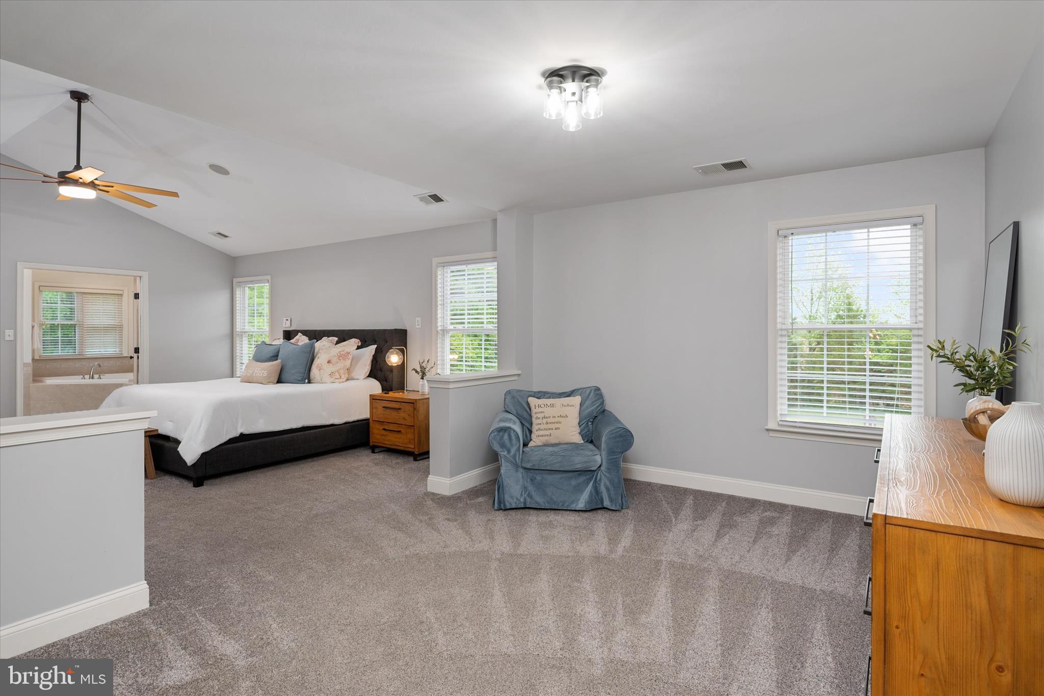 ASHLEIGH MANOR SOUTH - Residential