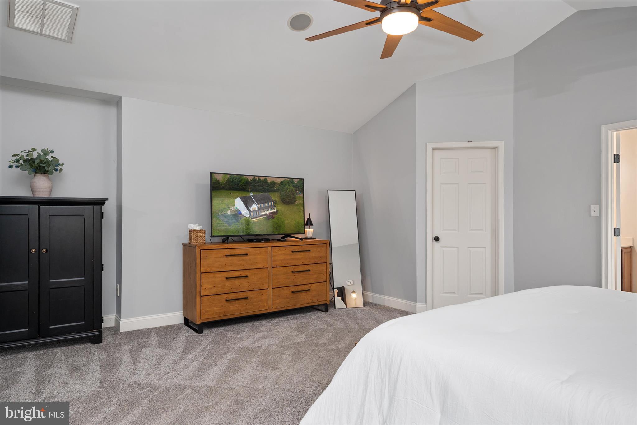 ASHLEIGH MANOR SOUTH - Residential