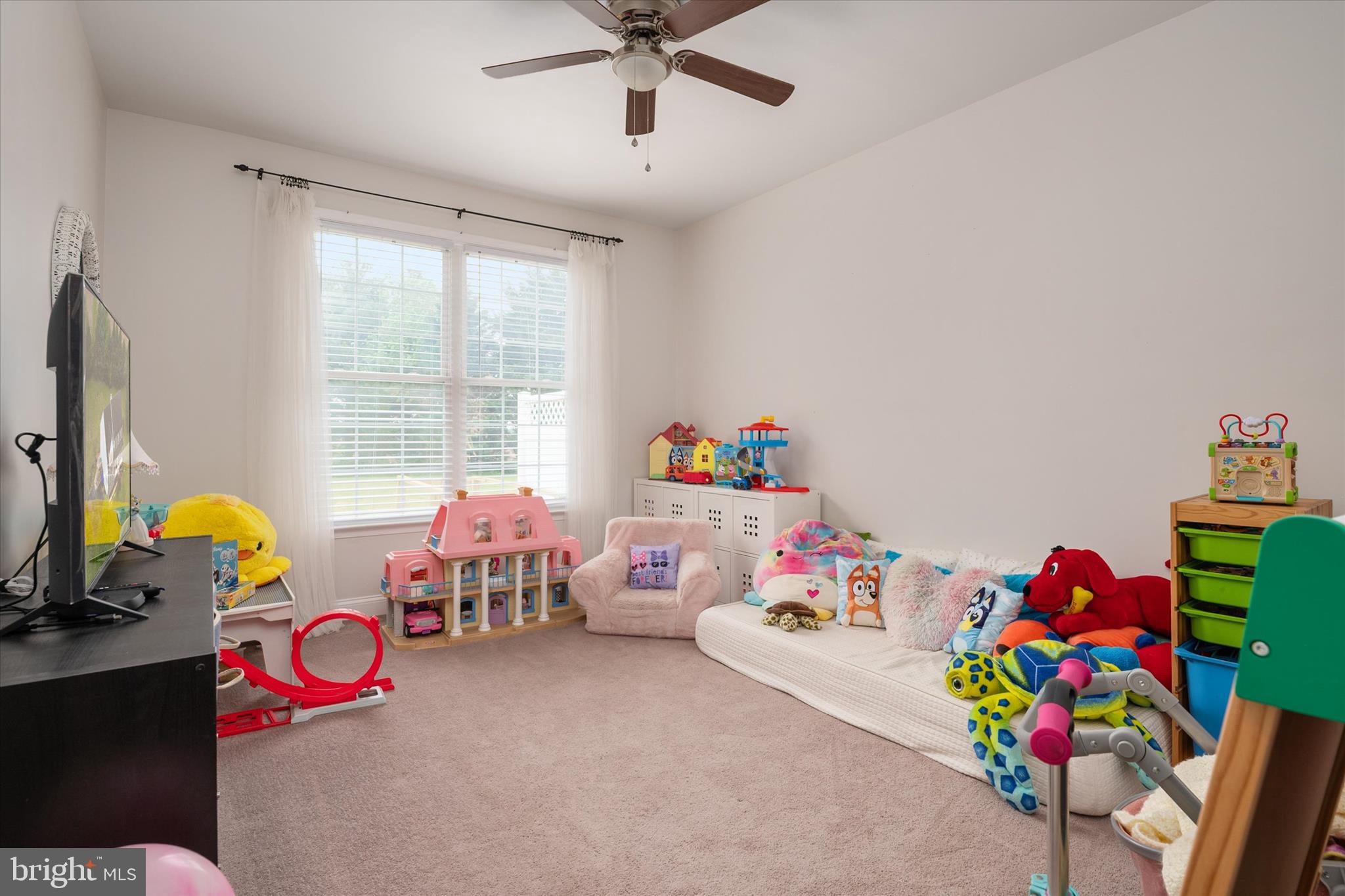 ASHLEIGH MANOR SOUTH - Residential