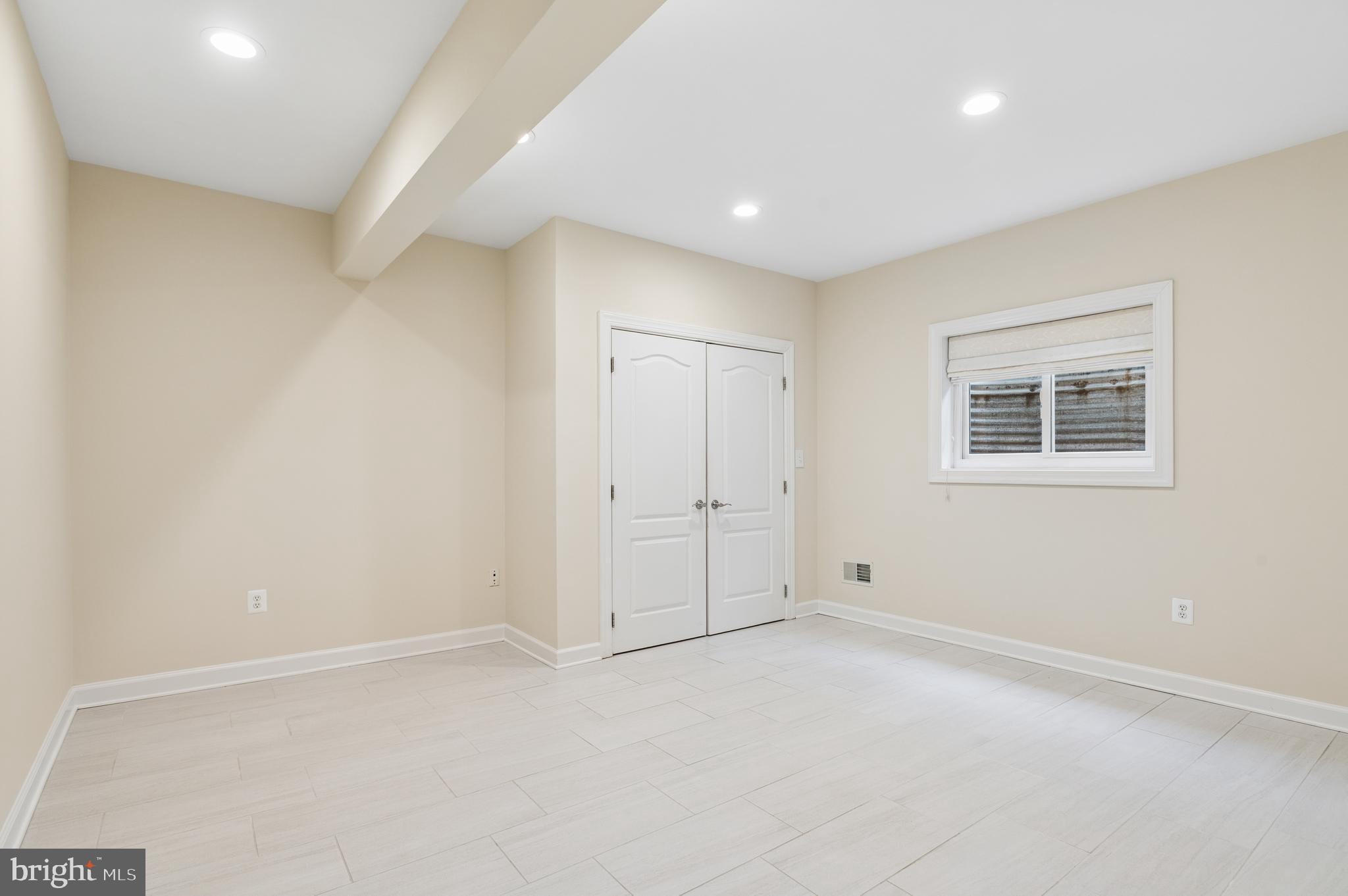 GLEN ECHO HEIGHTS - Residential