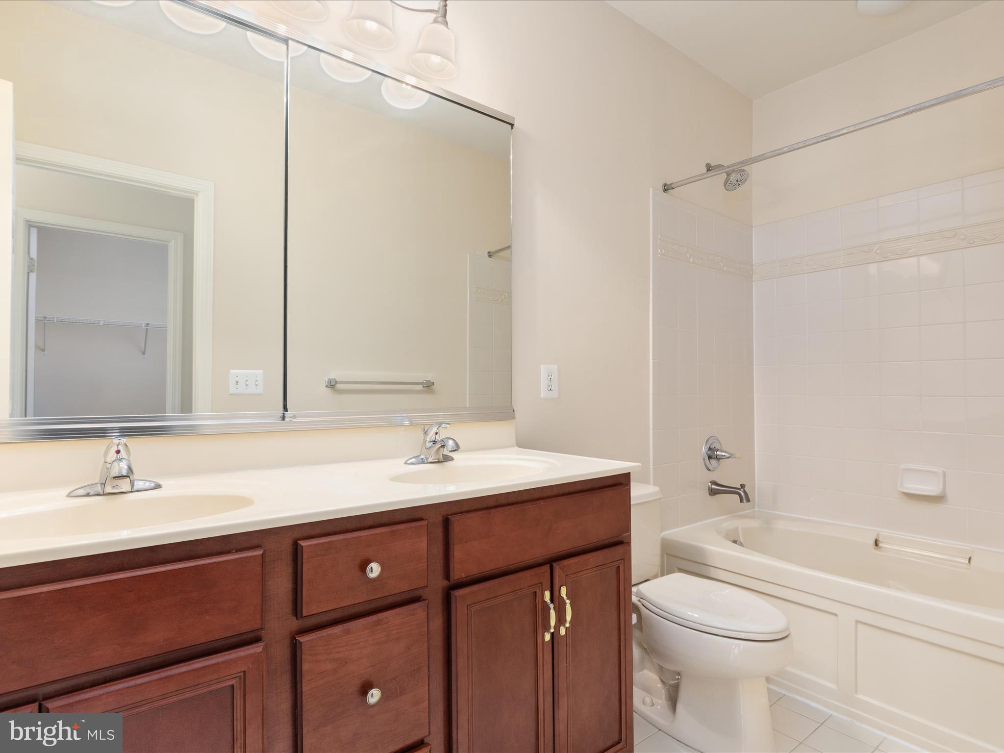 BELMONT LAND BAY - Residential