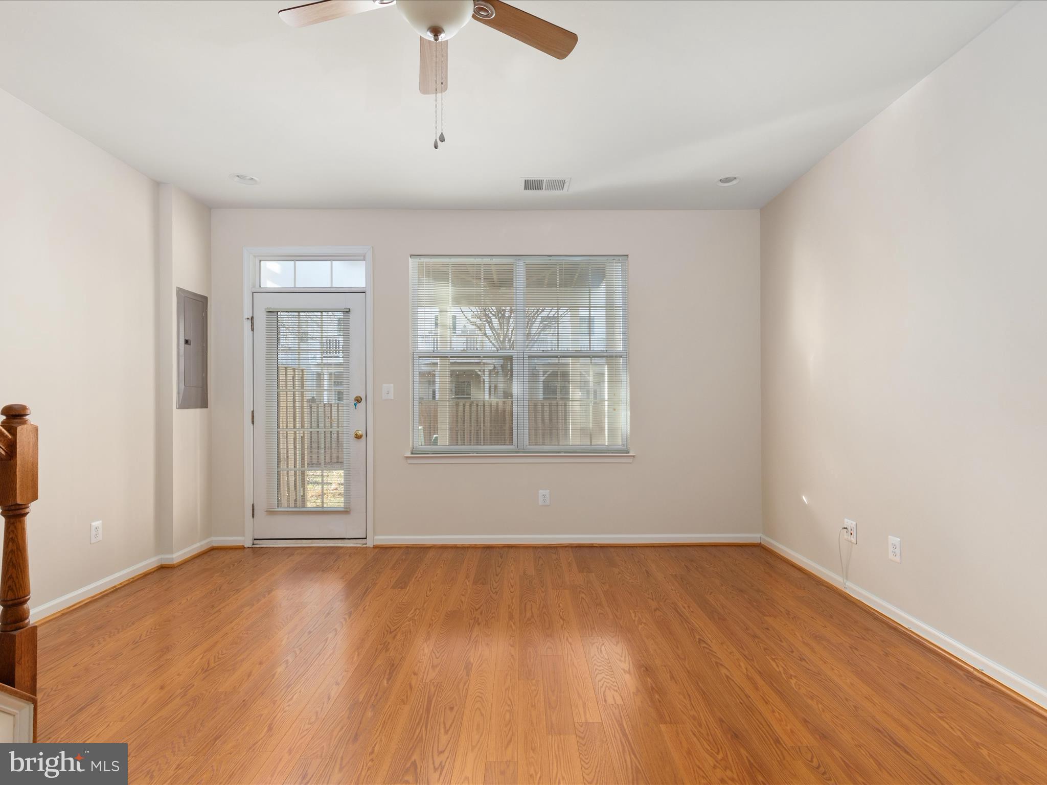 BELMONT LAND BAY - Residential