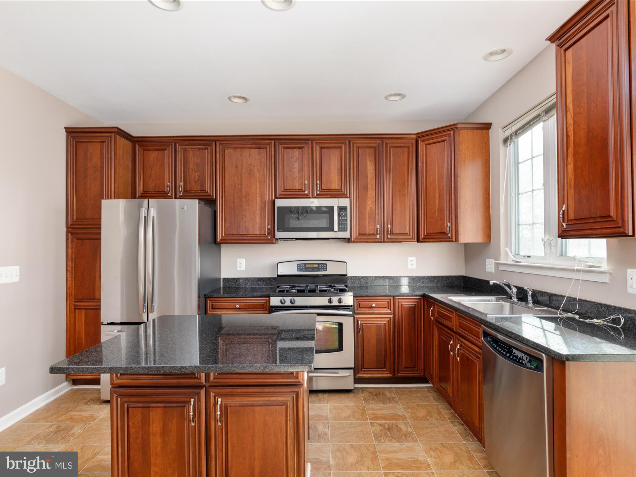 BELMONT LAND BAY - Residential