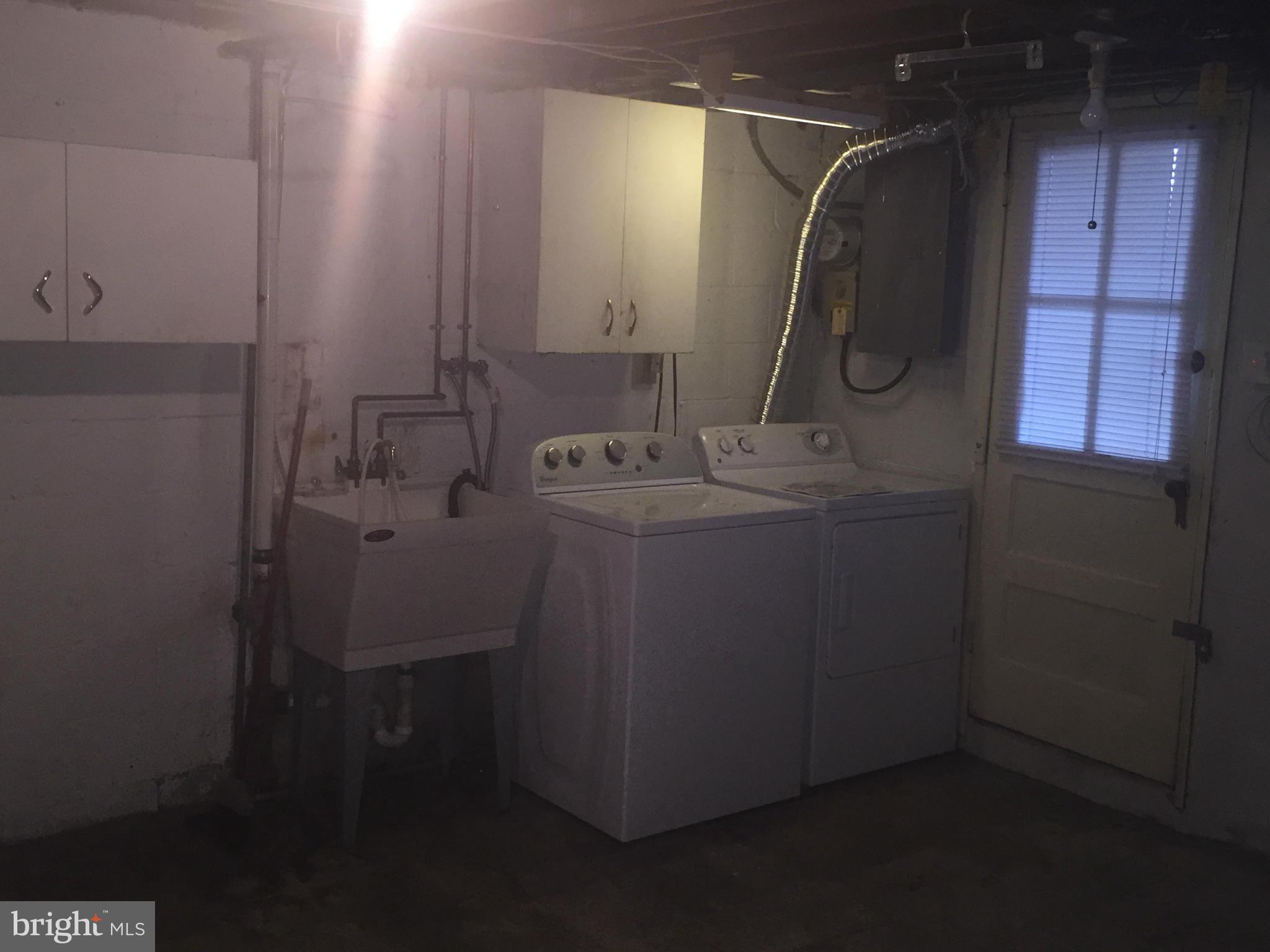 AIRAGE VILLAGE - Residential