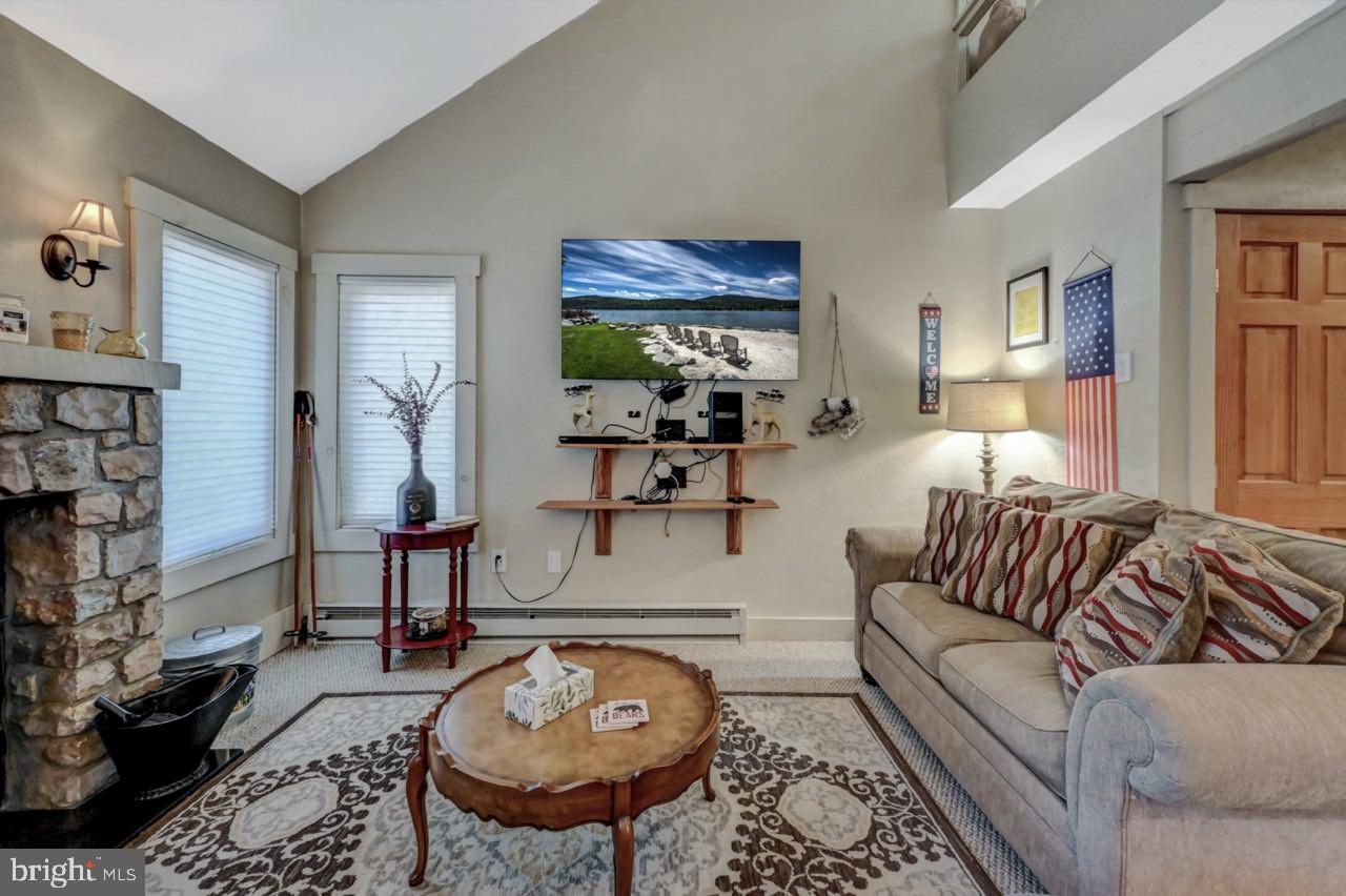 SNOW RIDGE VILLAGE - Residential