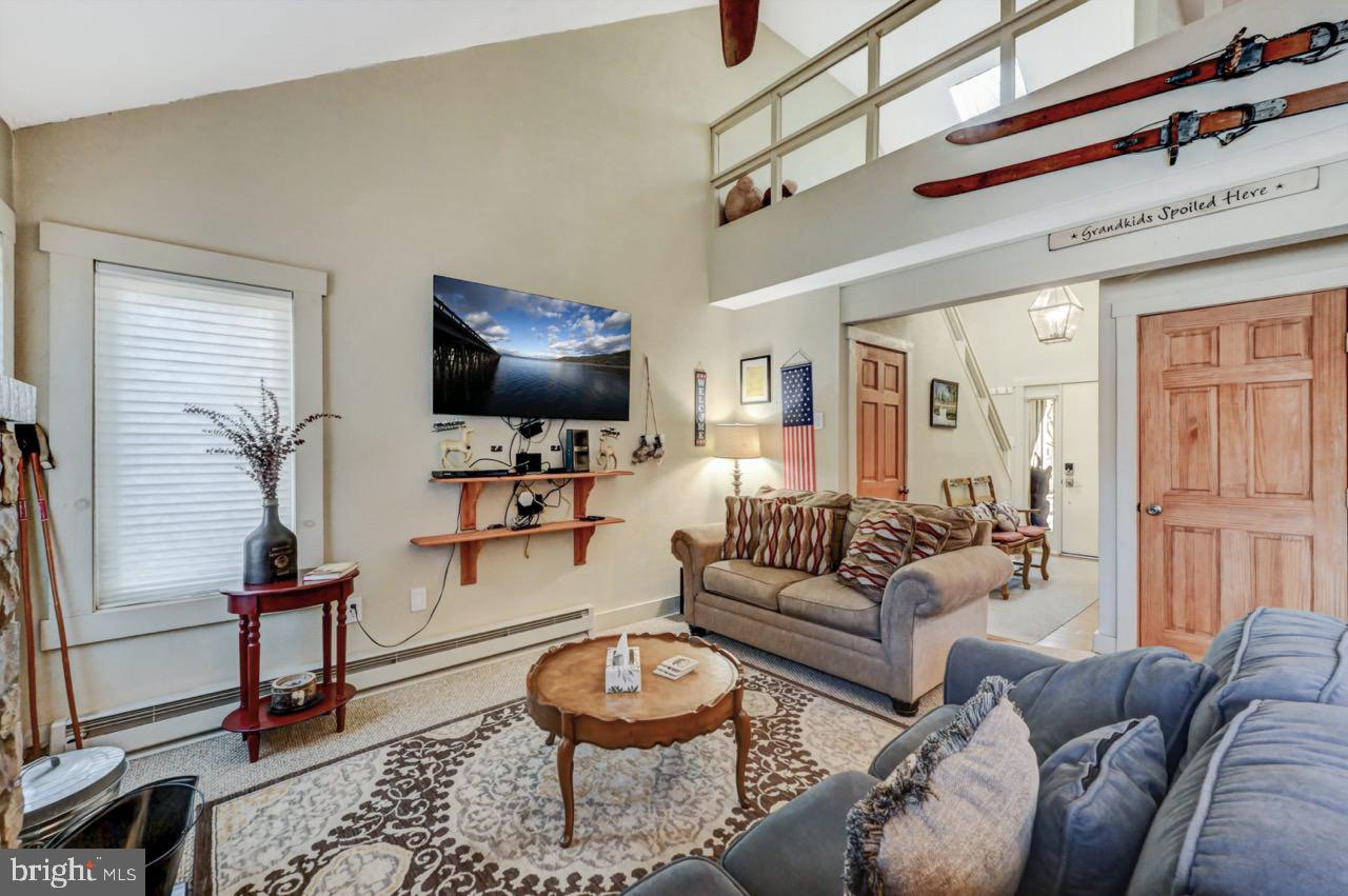 SNOW RIDGE VILLAGE - Residential