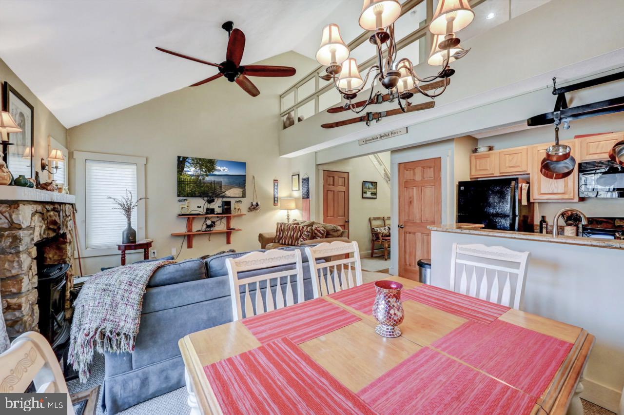 SNOW RIDGE VILLAGE - Residential