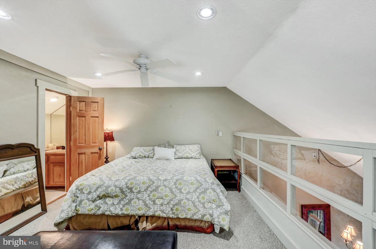 SNOW RIDGE VILLAGE - Residential