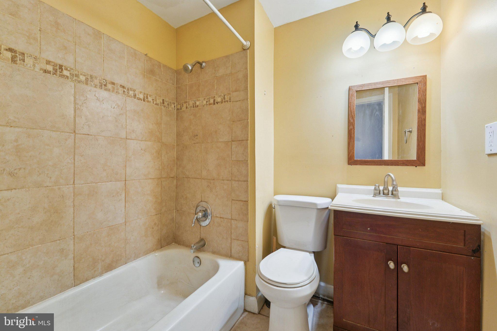 GREEKTOWN - Residential