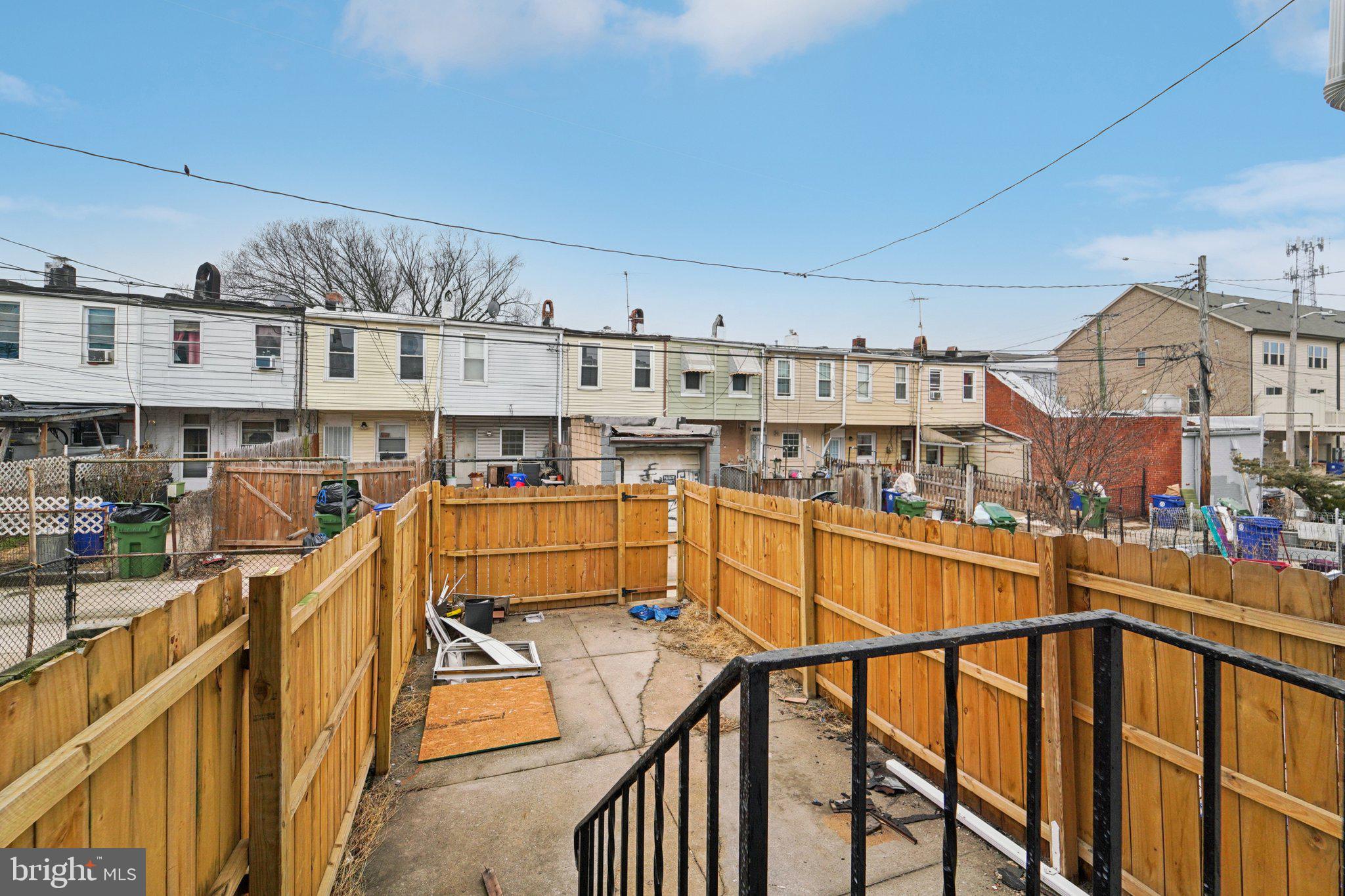 GREEKTOWN - Residential