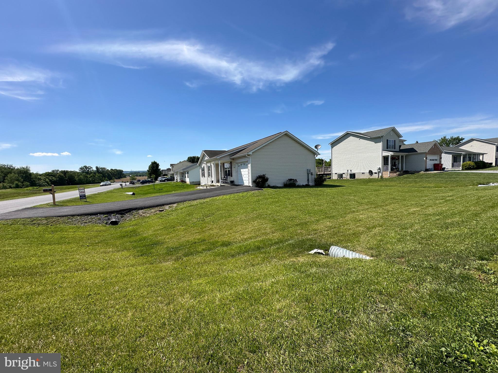 SPRING HILL - Residential