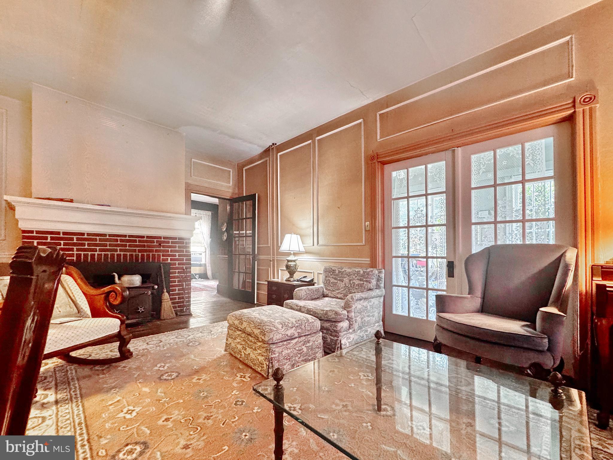 222 S WASHINGTON STREET