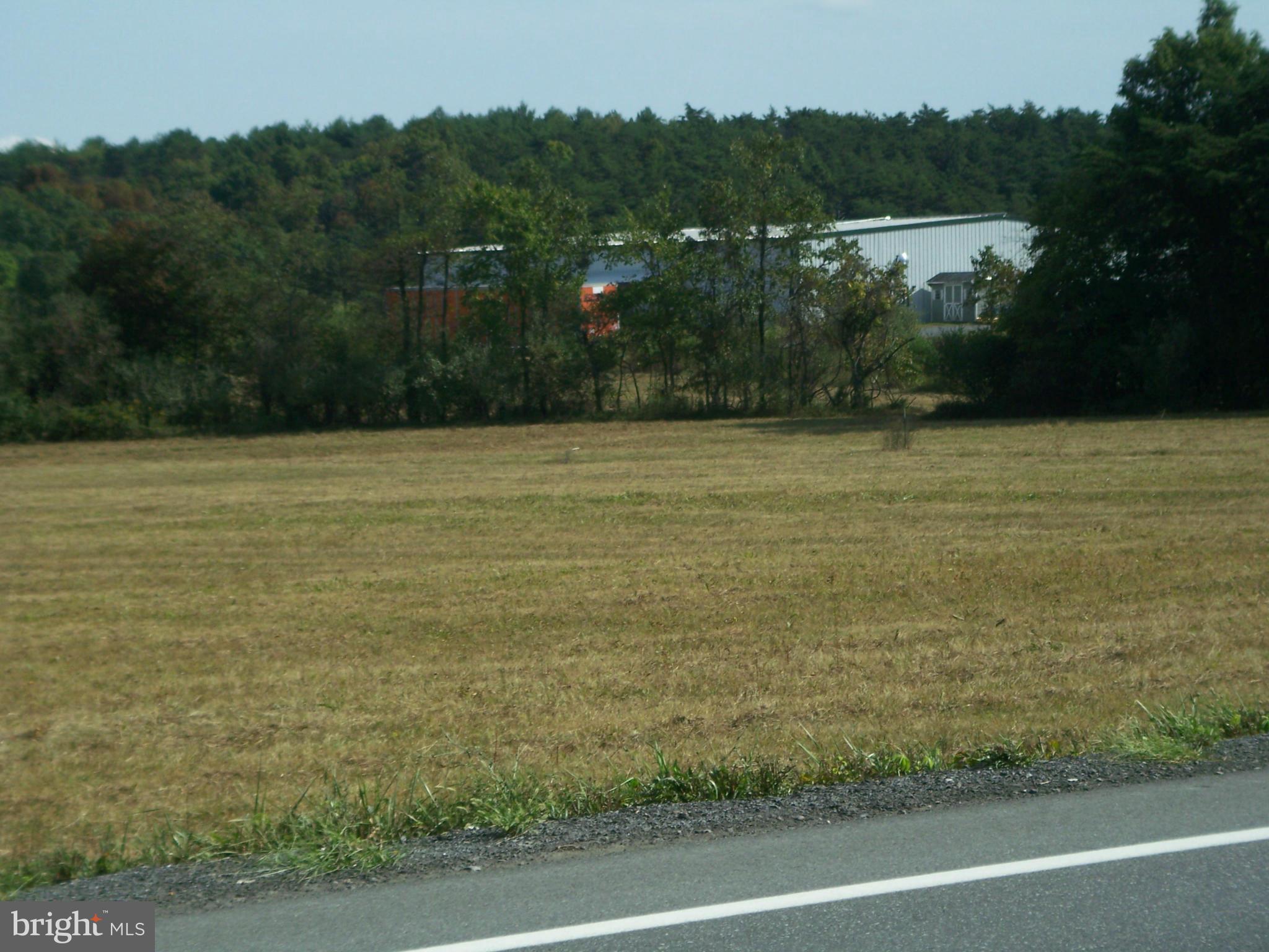 522 BUSINESS PARK - Commercial Sale