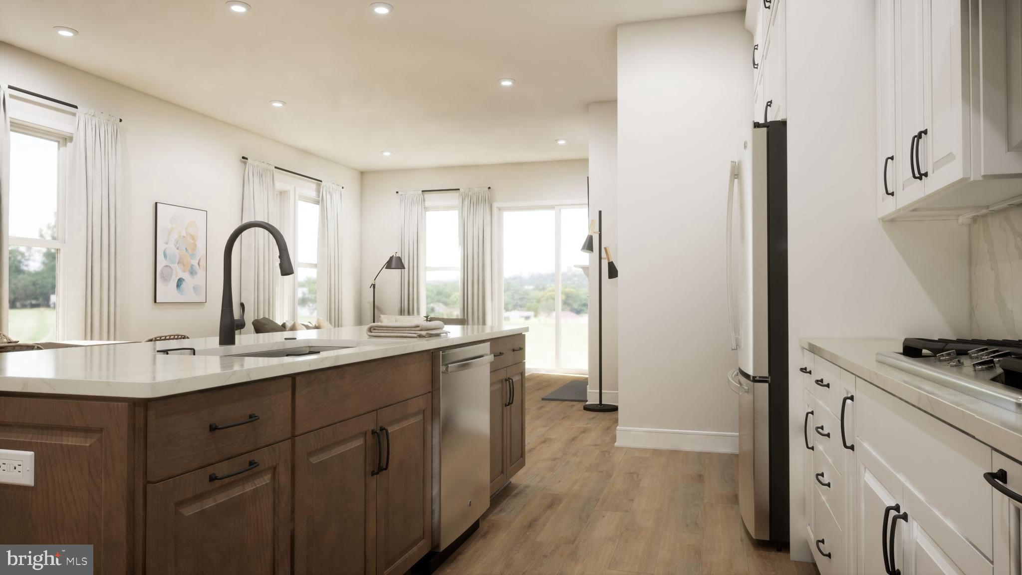 ROBINSON MANOR - Residential