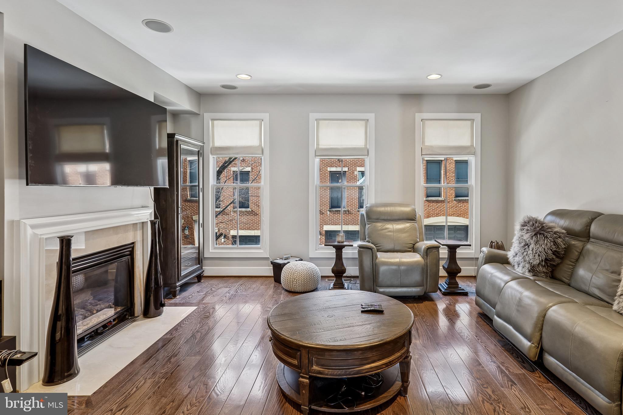 BUTCHERS HILL - Residential