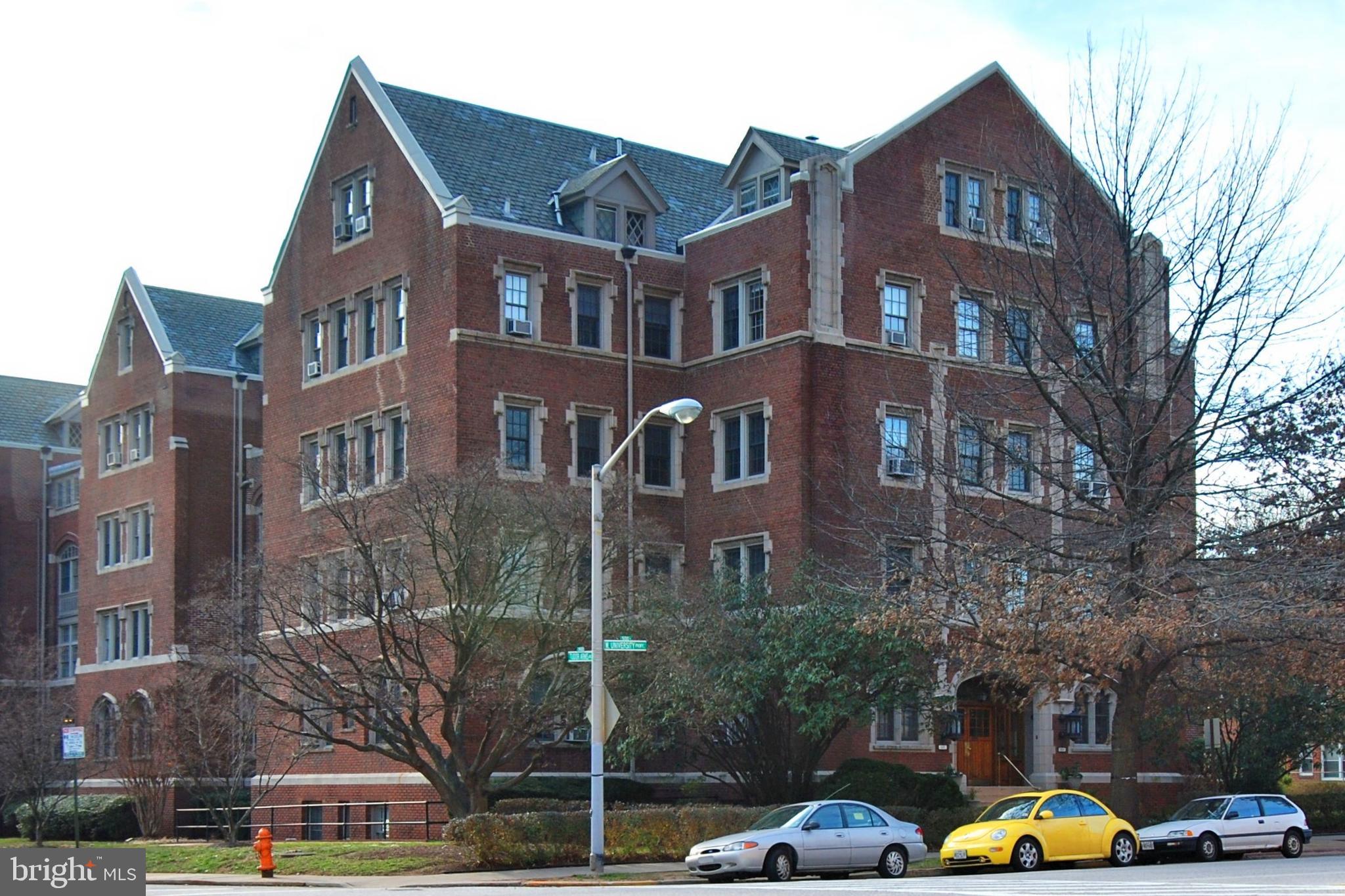 ROLAND PARK - Residential