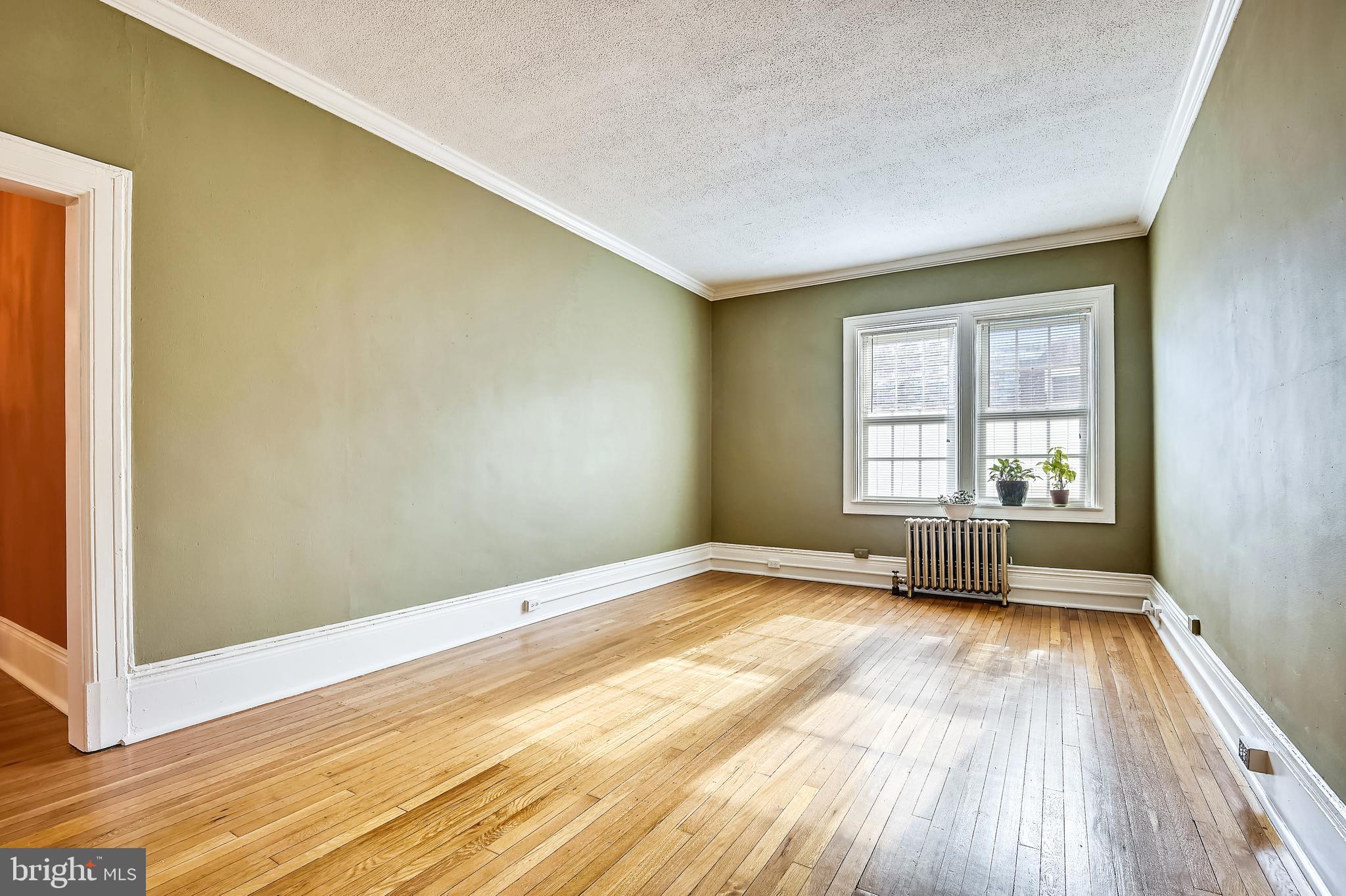 ROLAND PARK - Residential