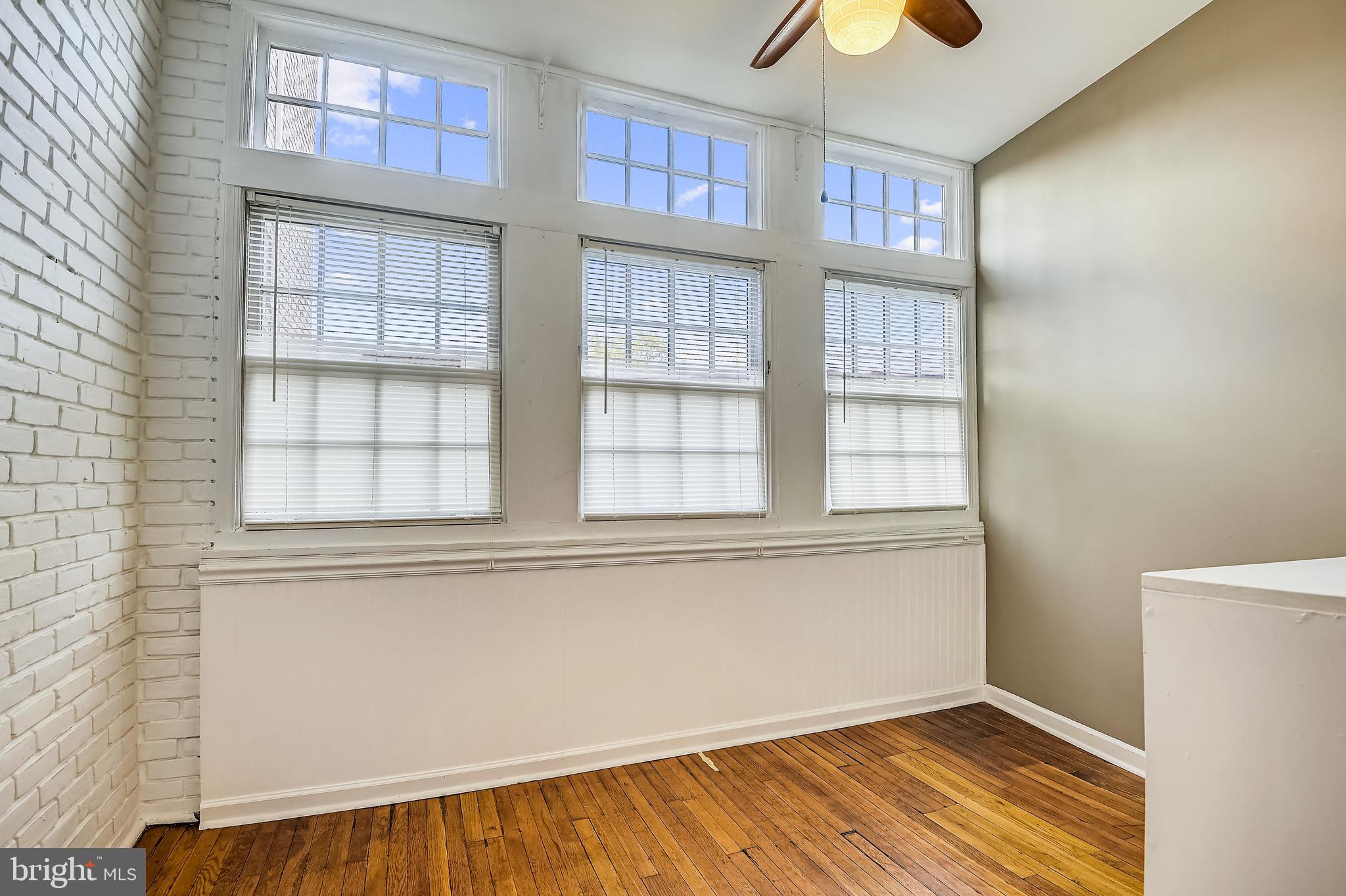 ROLAND PARK - Residential