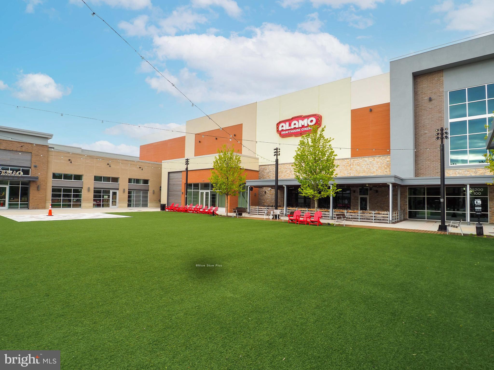 SOUTHBRIDGE - Residential