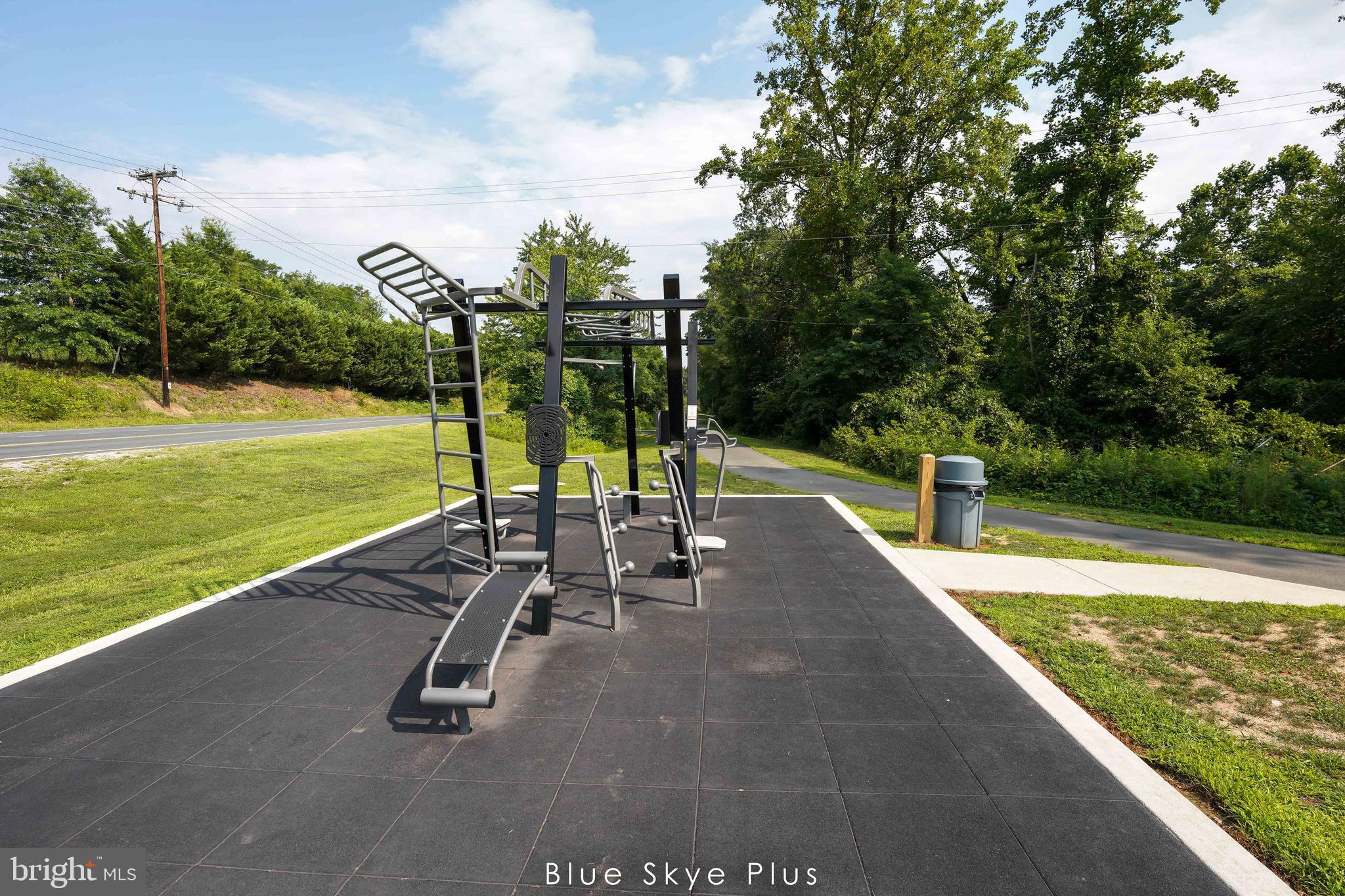 SOUTHBRIDGE - Residential