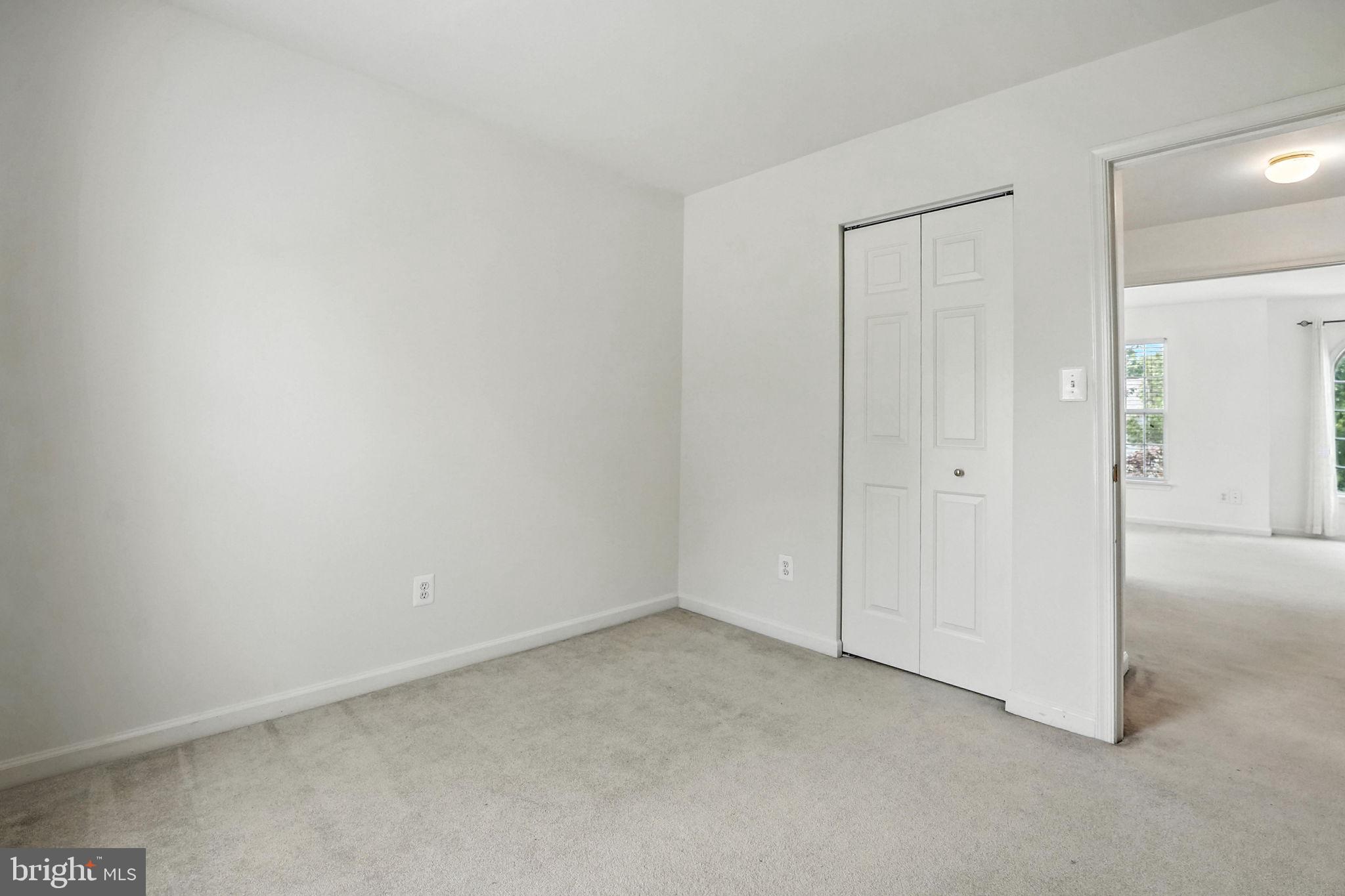 SOUTHBRIDGE - Residential