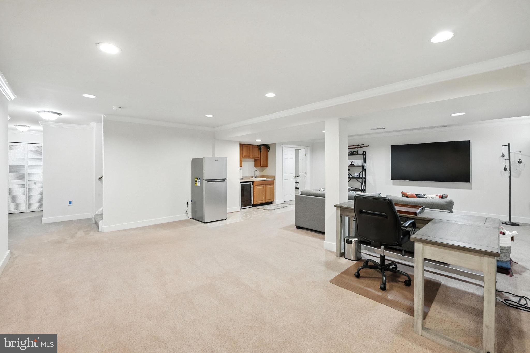 SOUTHBRIDGE - Residential