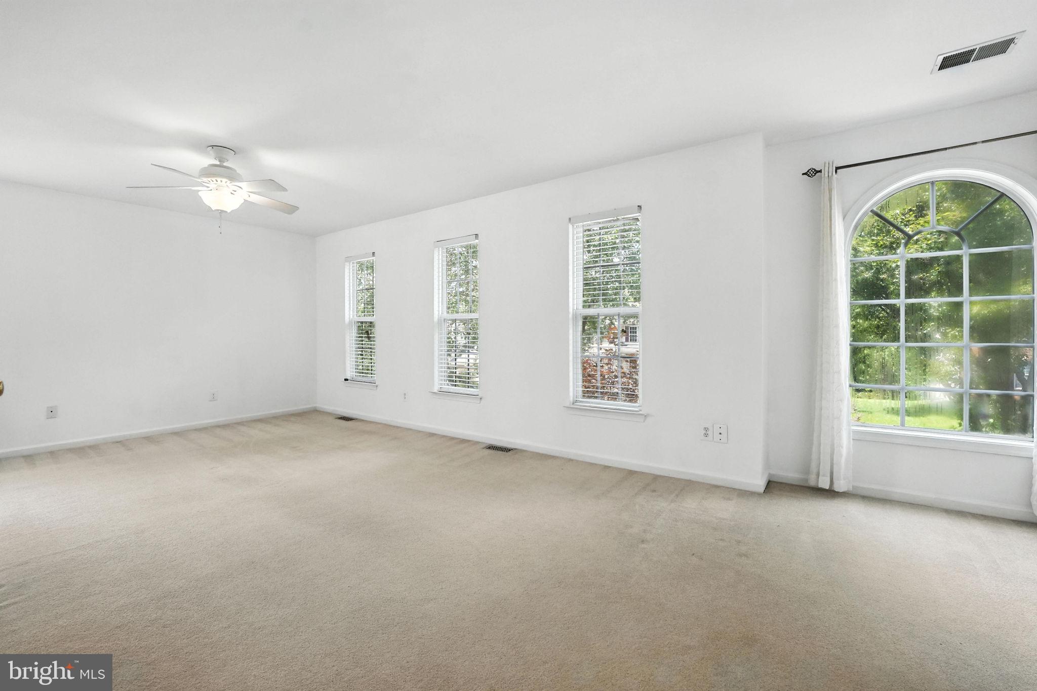 SOUTHBRIDGE - Residential