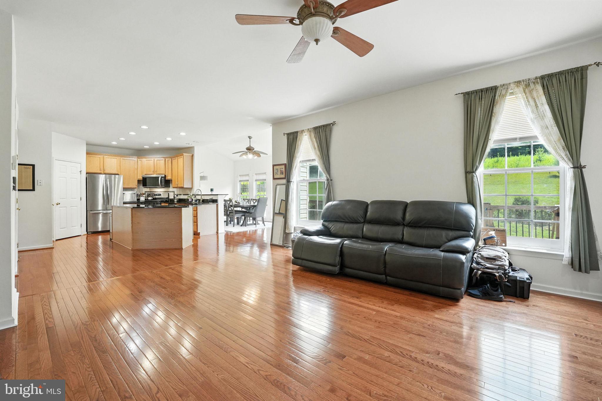 SOUTHBRIDGE - Residential