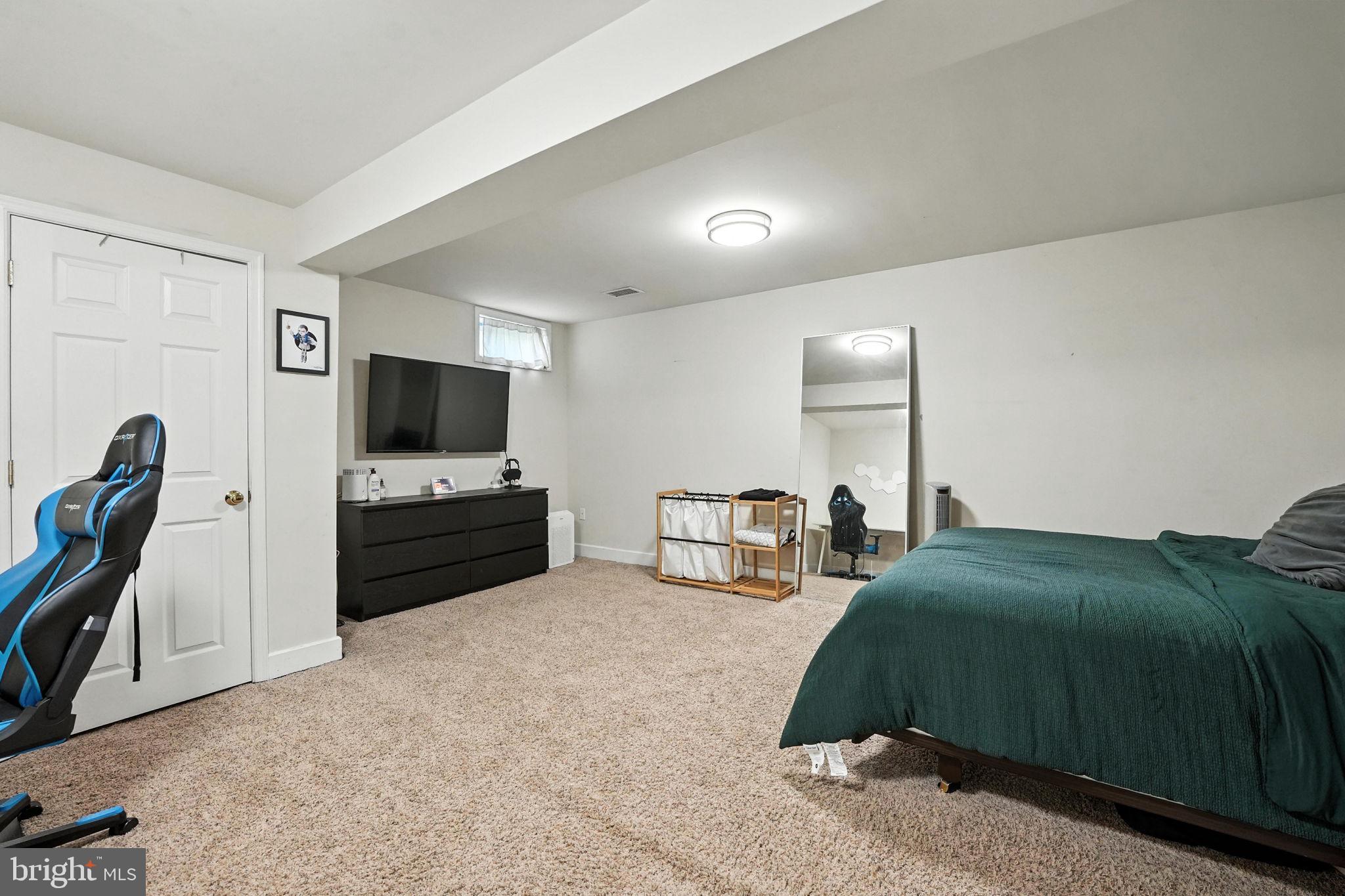 SOUTHBRIDGE - Residential