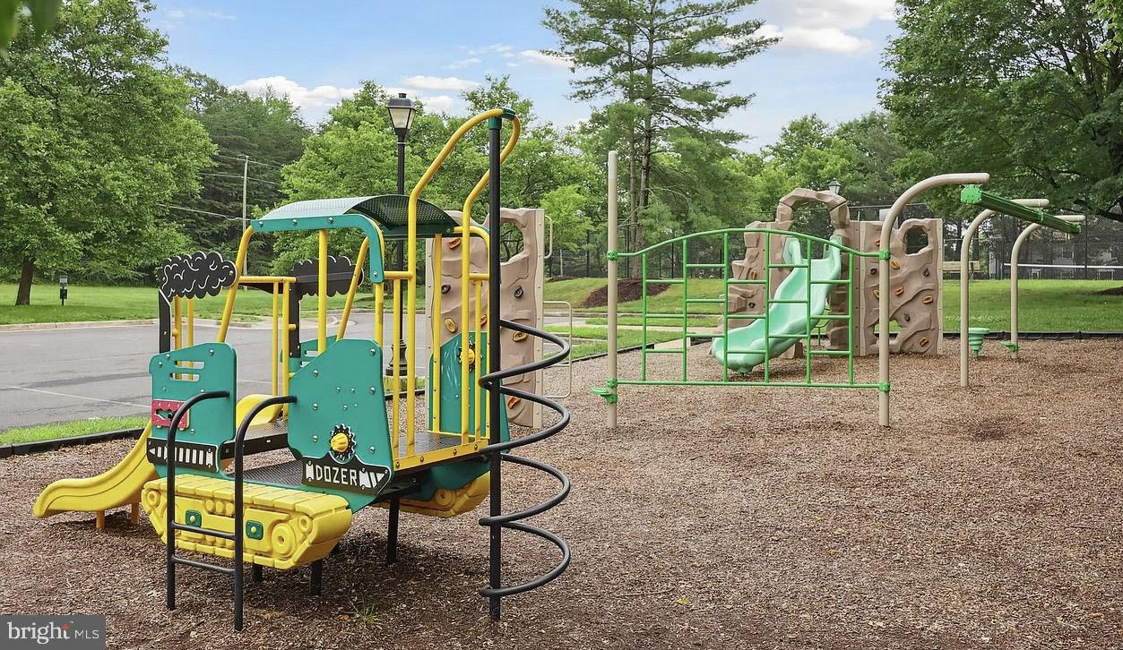 SOUTHBRIDGE - Residential