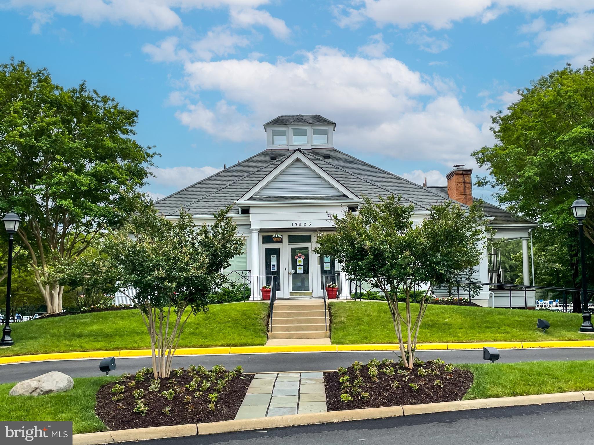 SOUTHBRIDGE - Residential