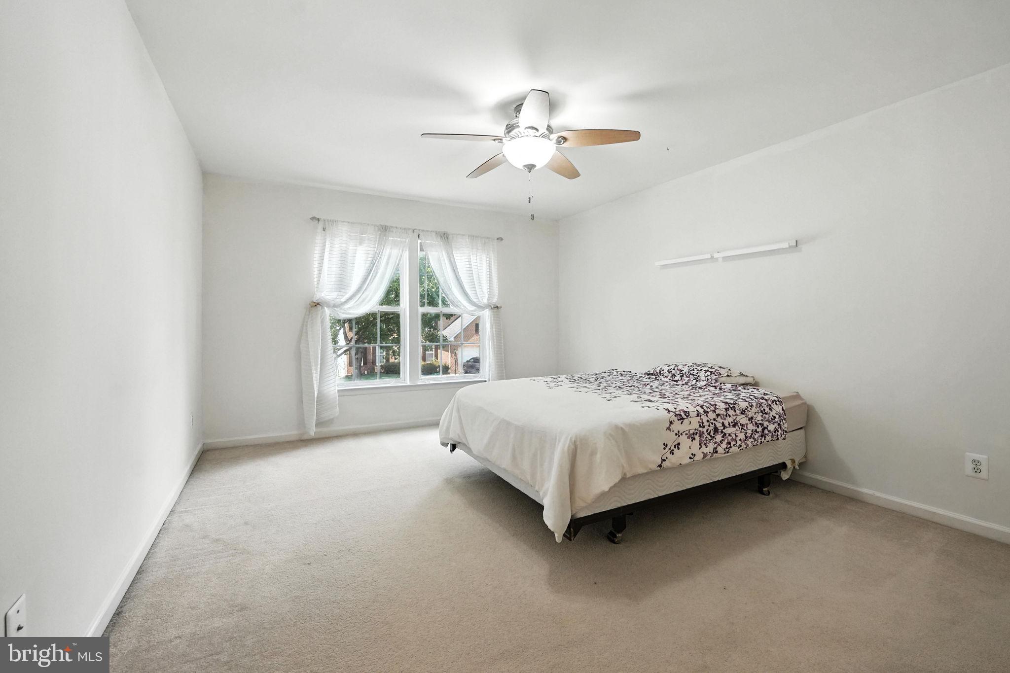 SOUTHBRIDGE - Residential