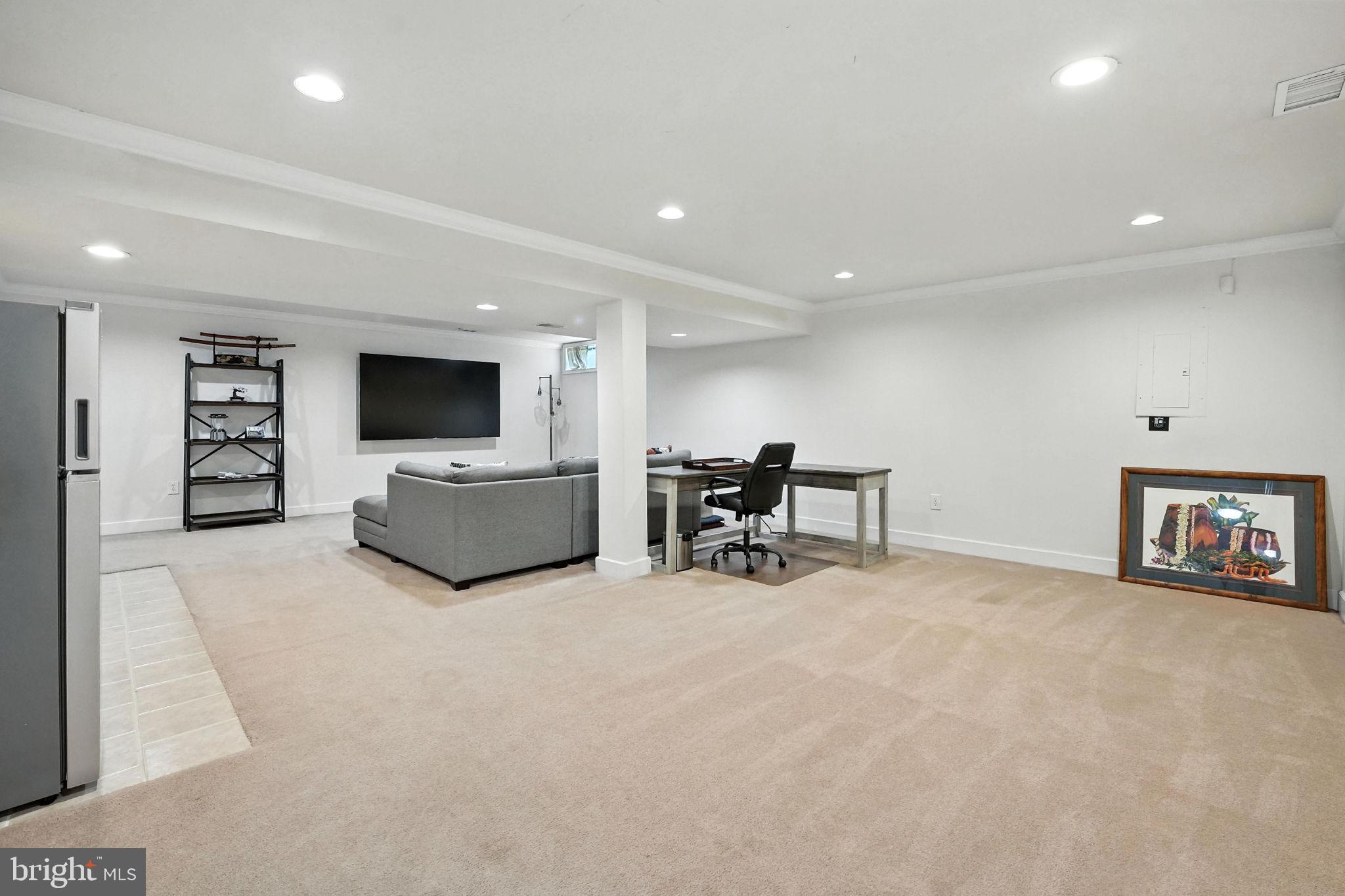 SOUTHBRIDGE - Residential