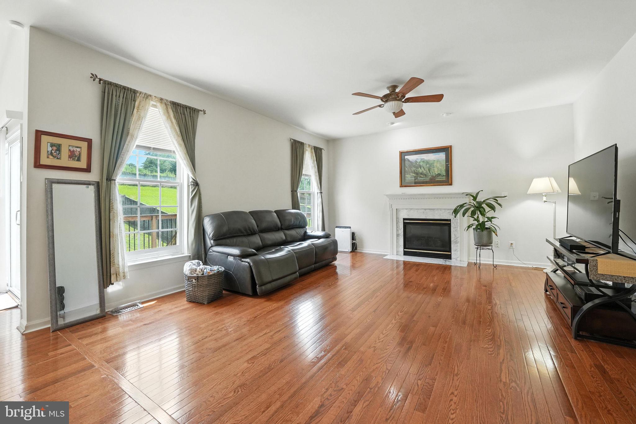 SOUTHBRIDGE - Residential