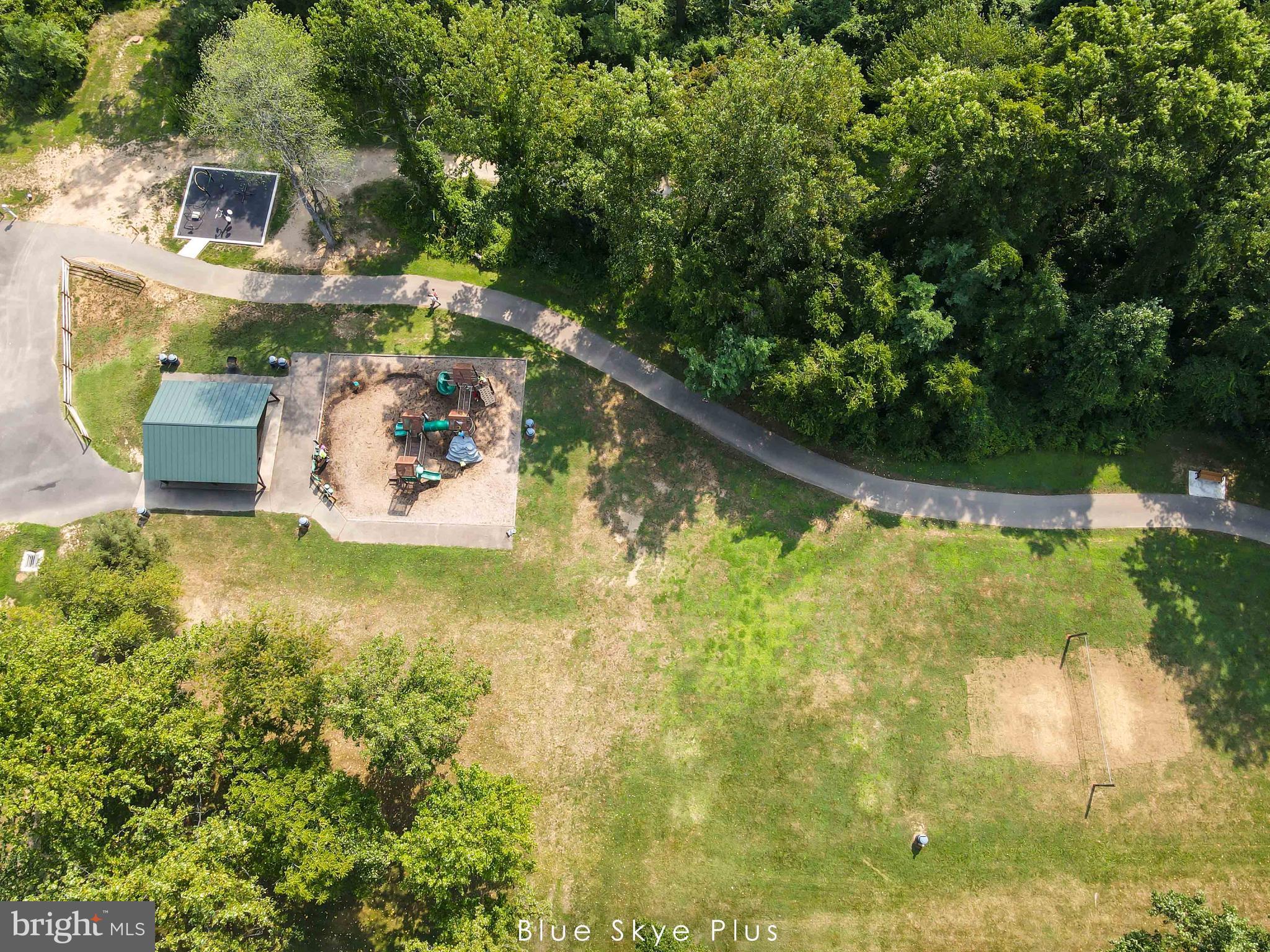 SOUTHBRIDGE - Residential