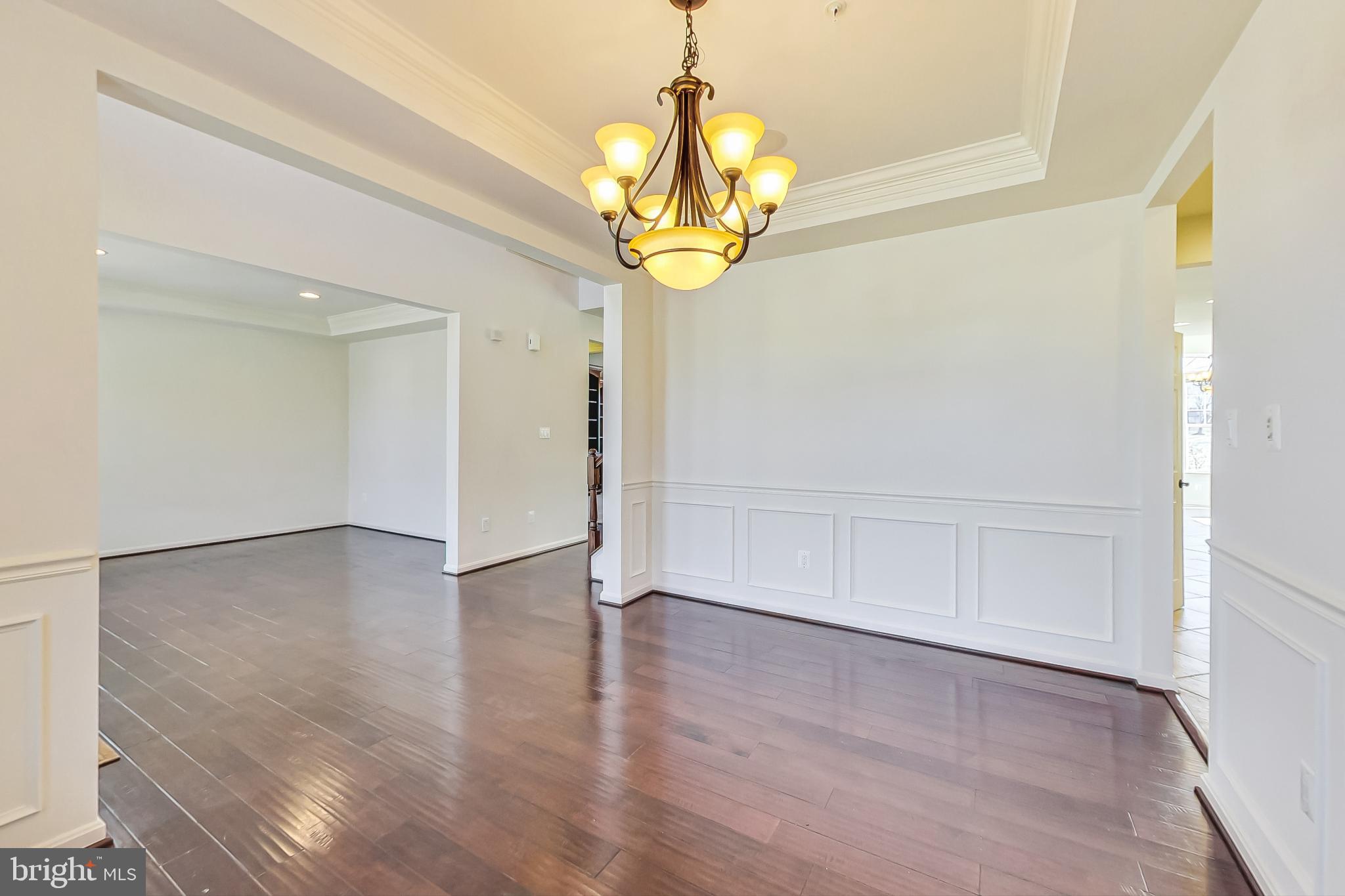 LEIGHLAND MEADOWS - Residential